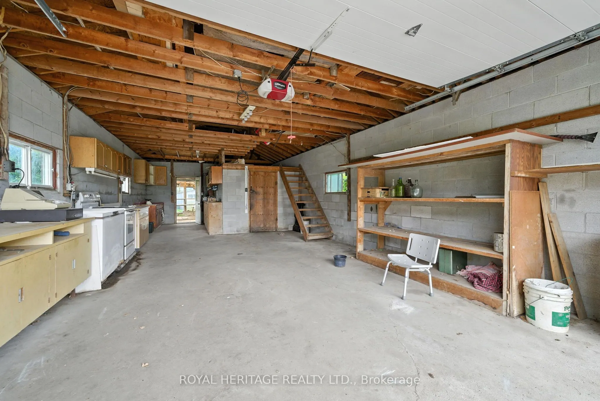 1595 Taunton Road