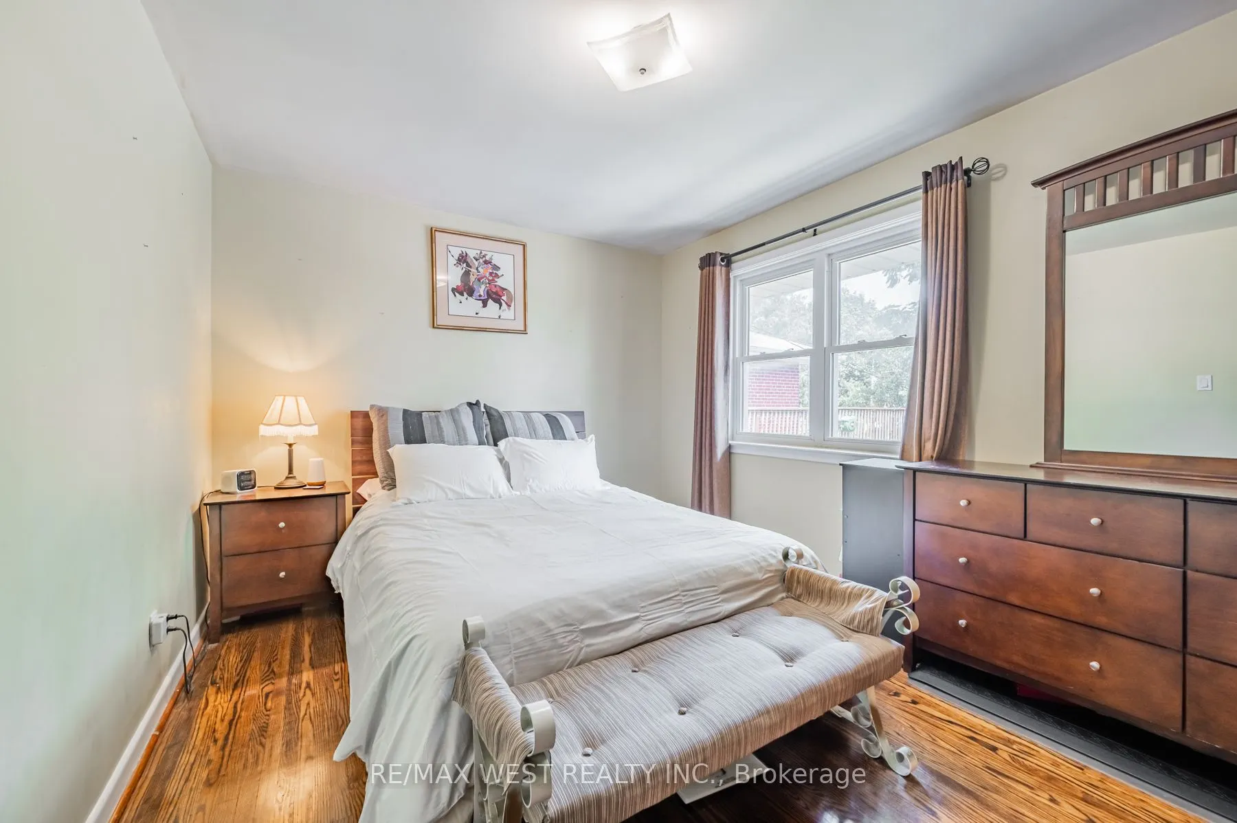 54 Medley Crescent