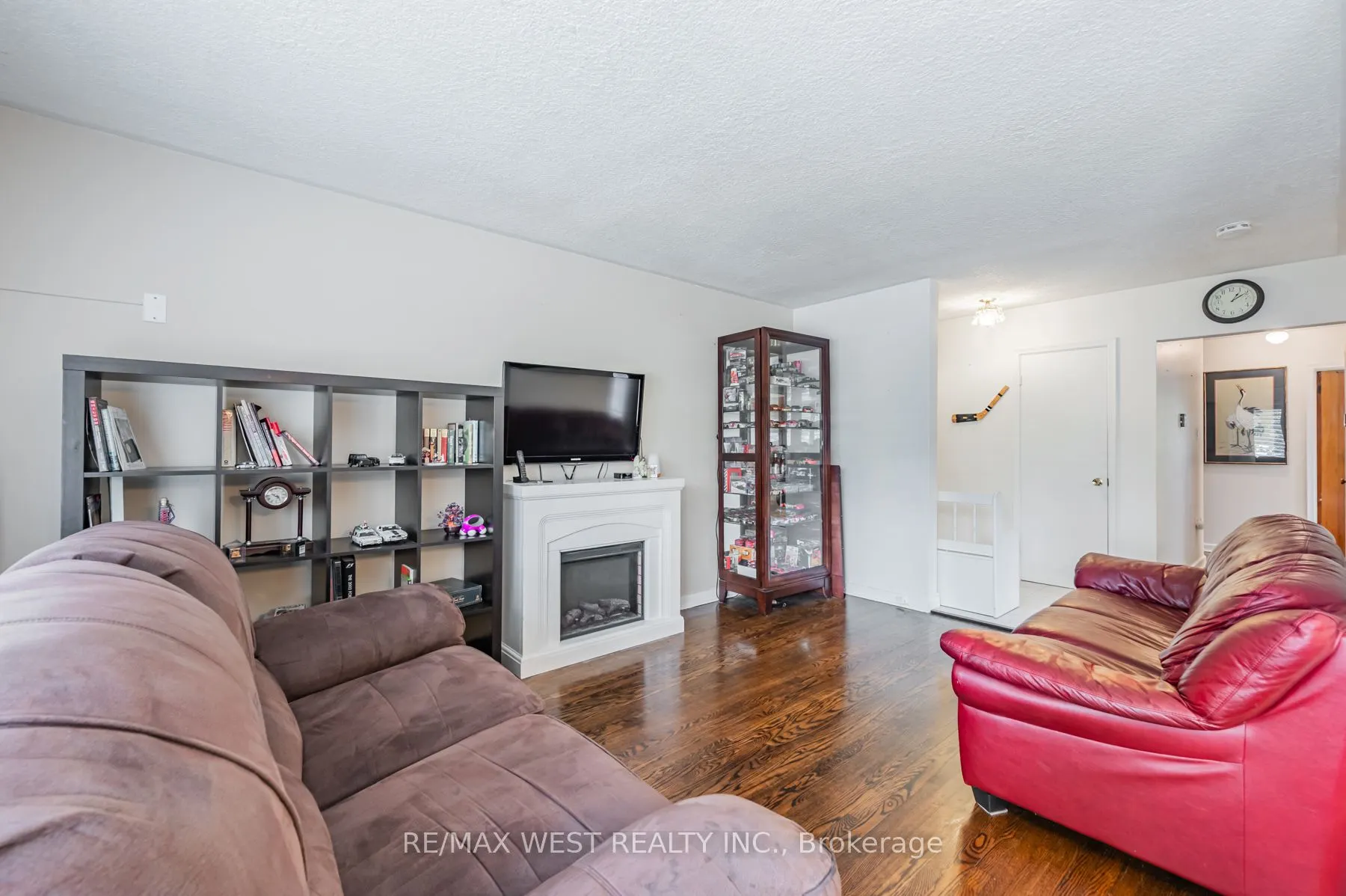 54 Medley Crescent