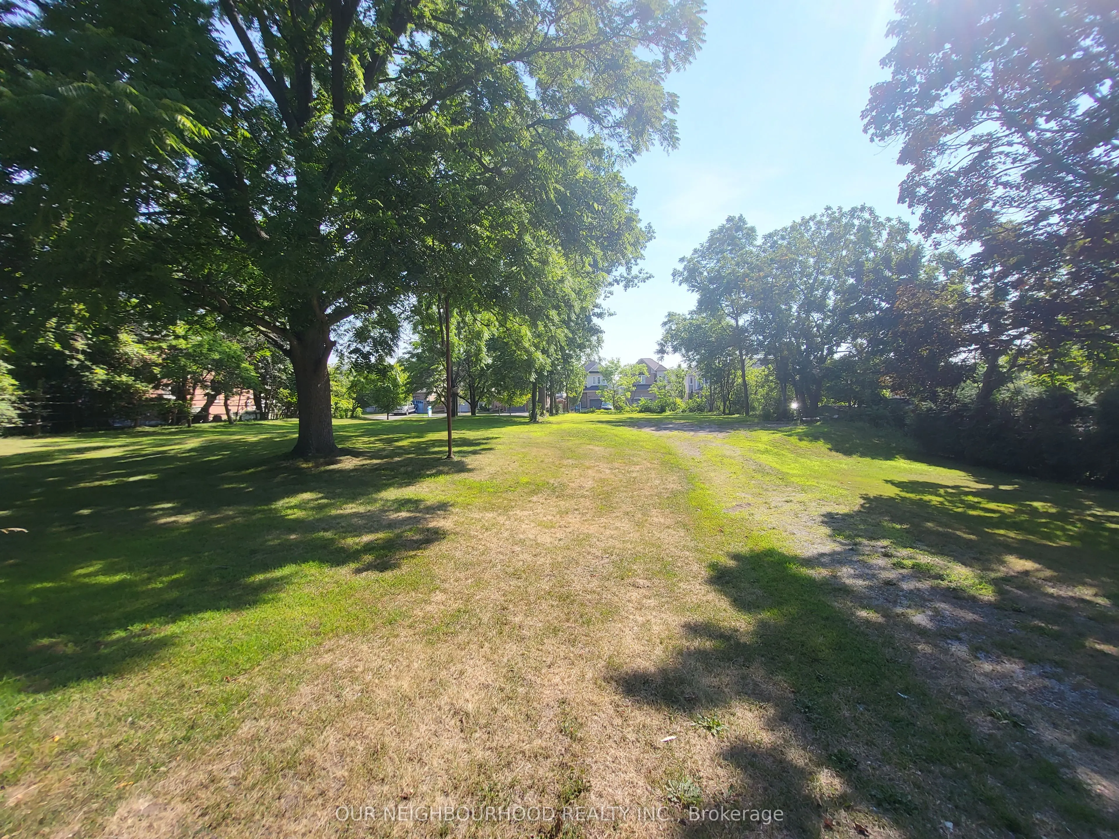 000 Redfern A Estates