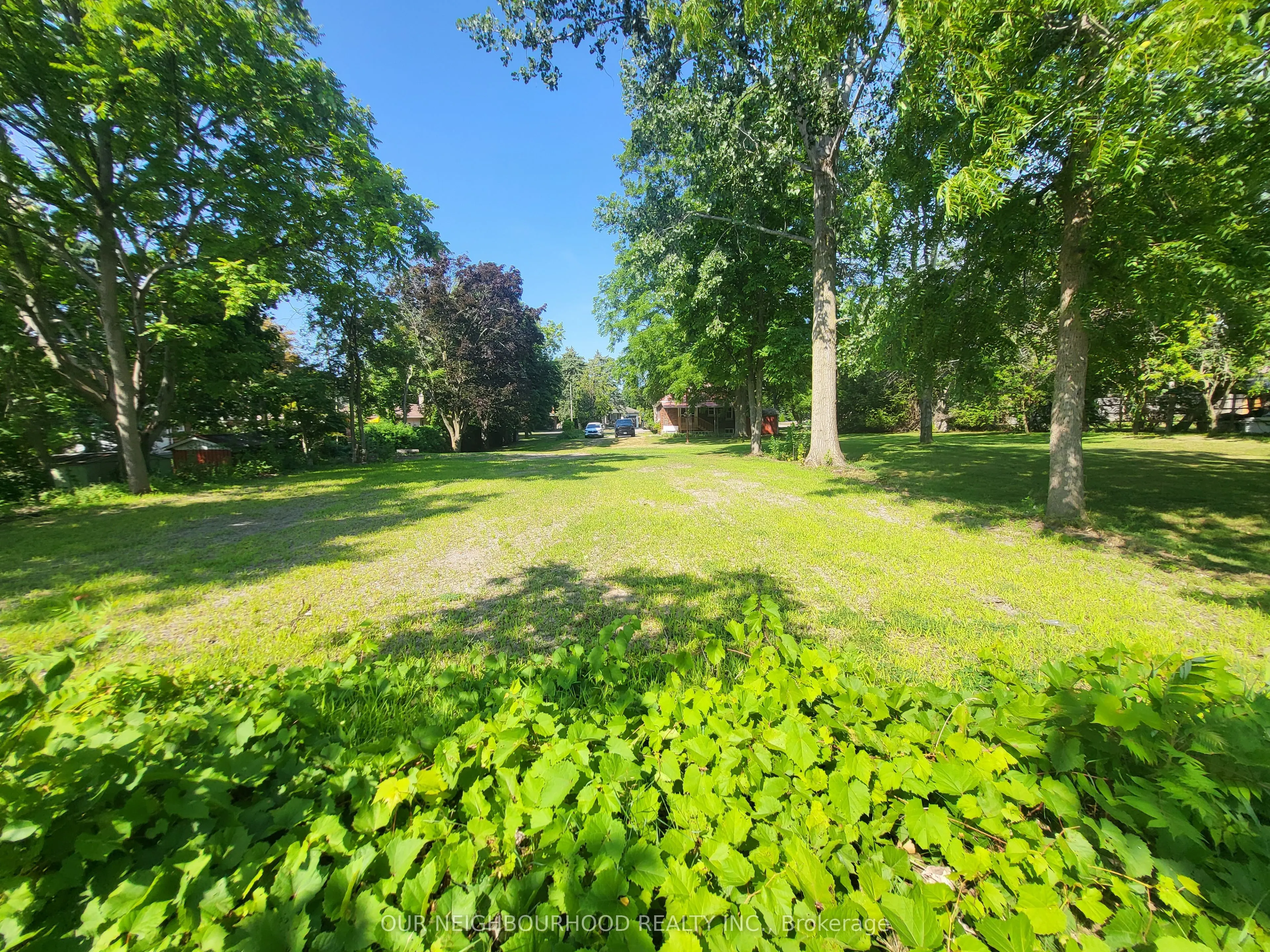 000 Redfern A Estates