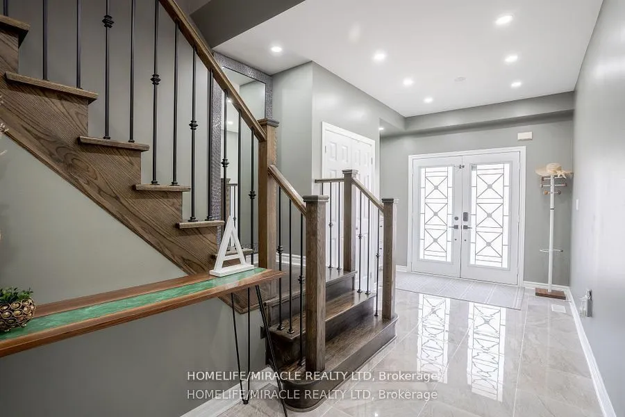 288 Pimlico Drive