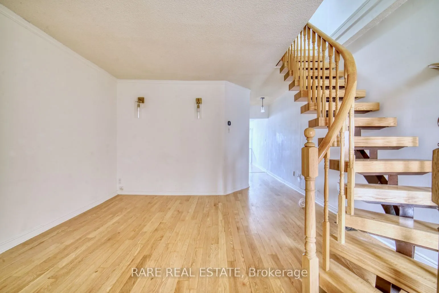 79 Wiley Avenue