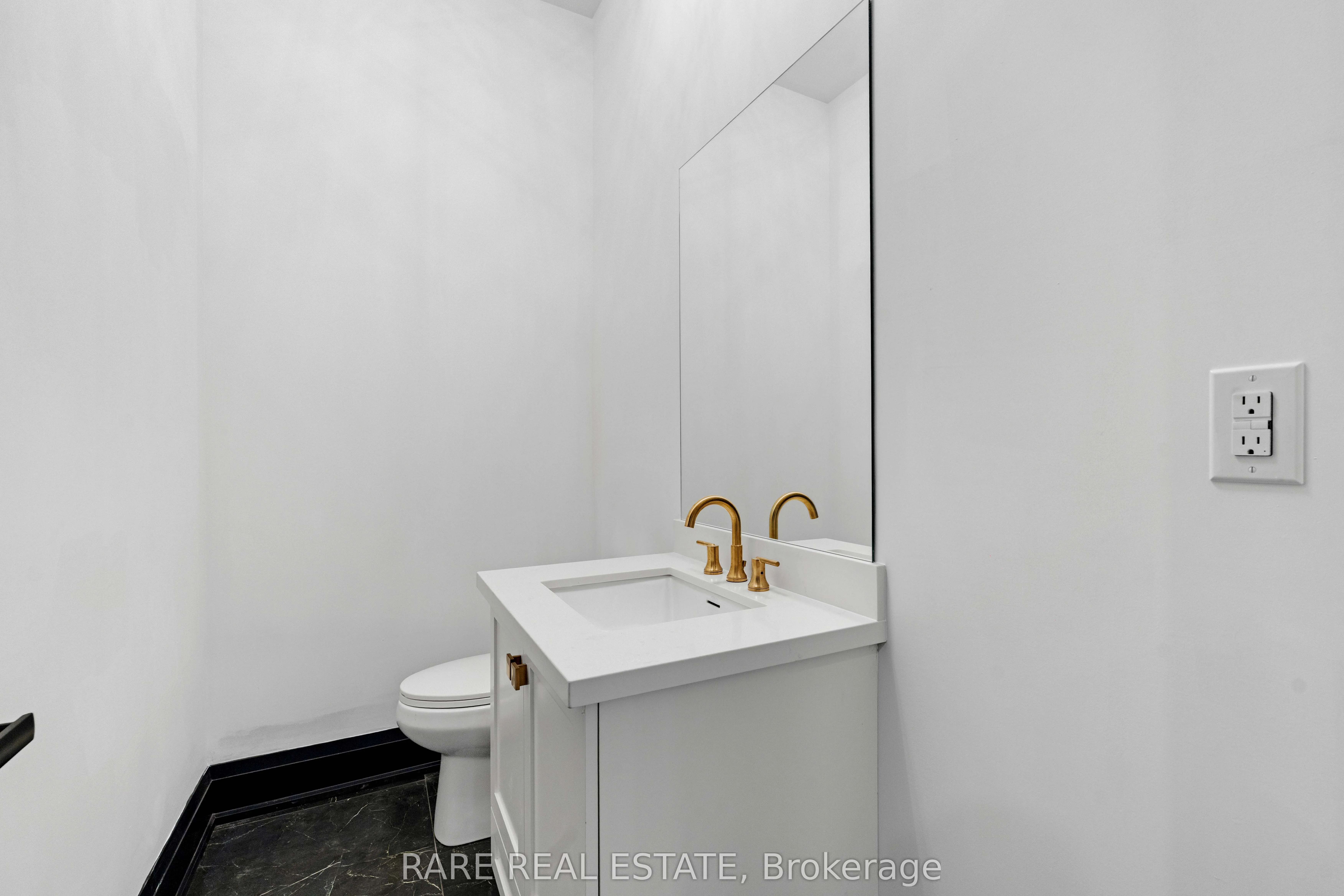 4 Openshaw Place