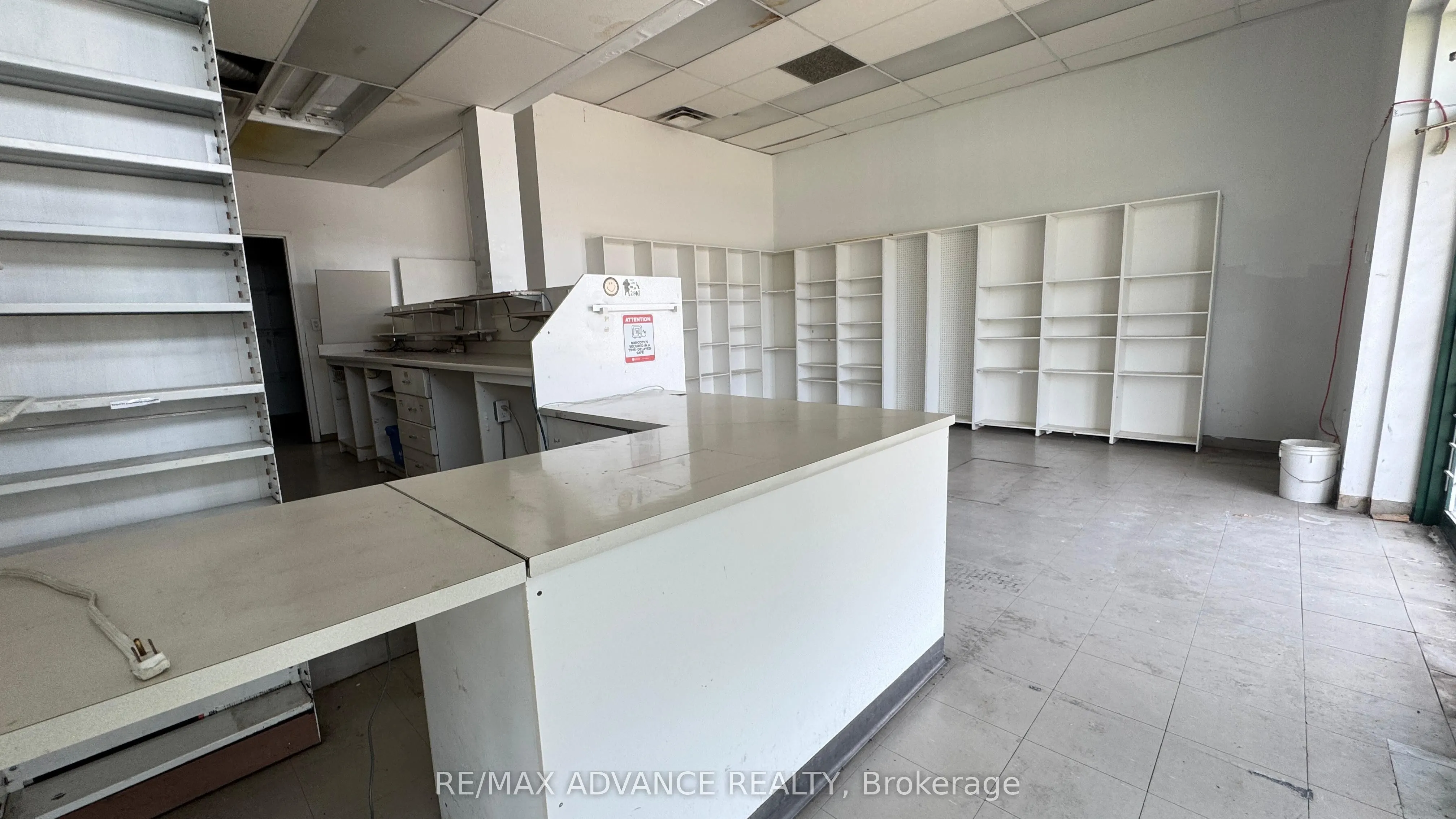 4245 Sheppard Avenue E, #01