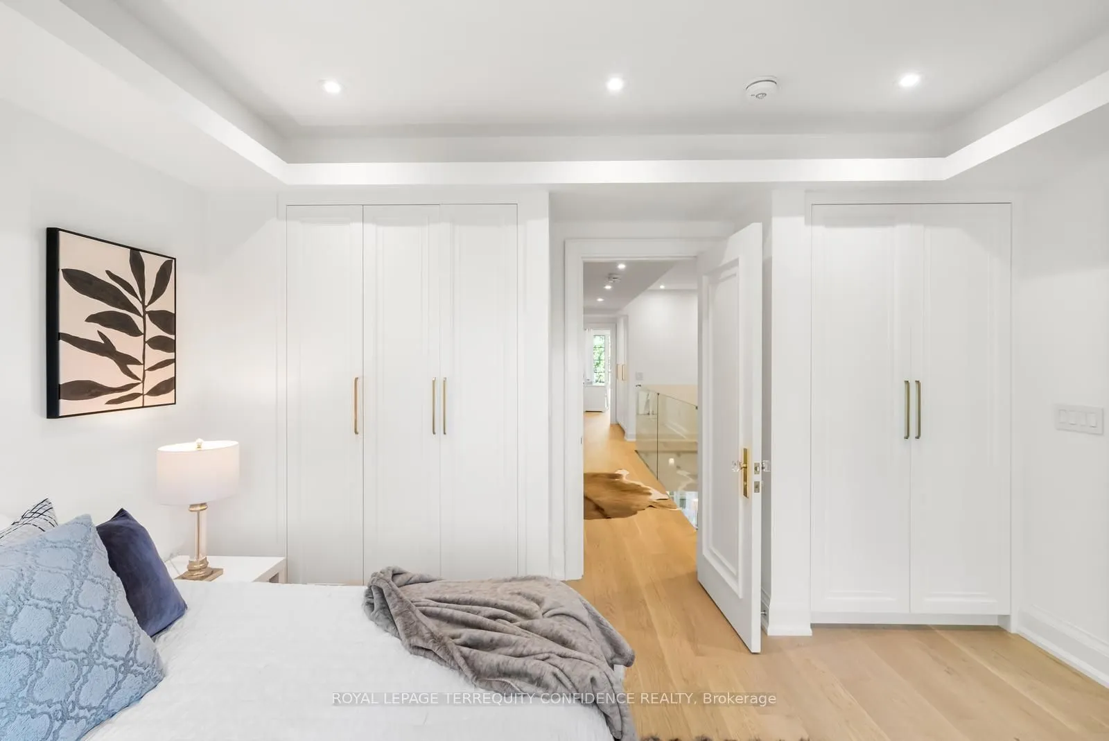 9 Blong Avenue