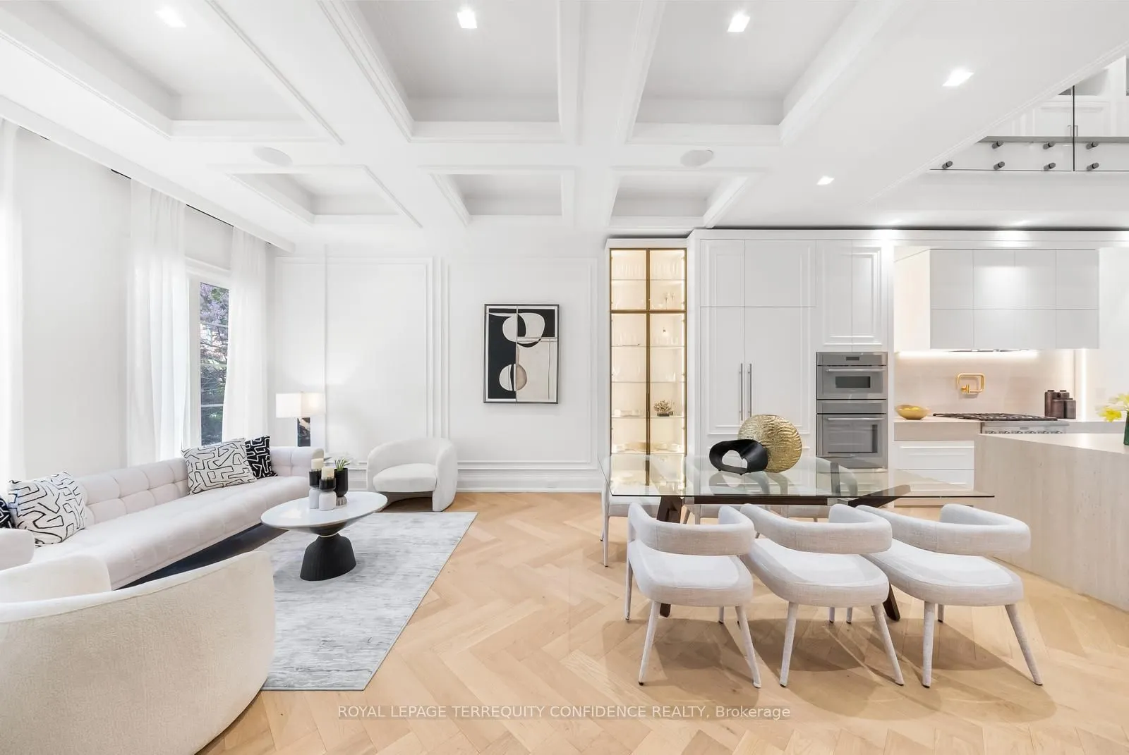 9 Blong Avenue