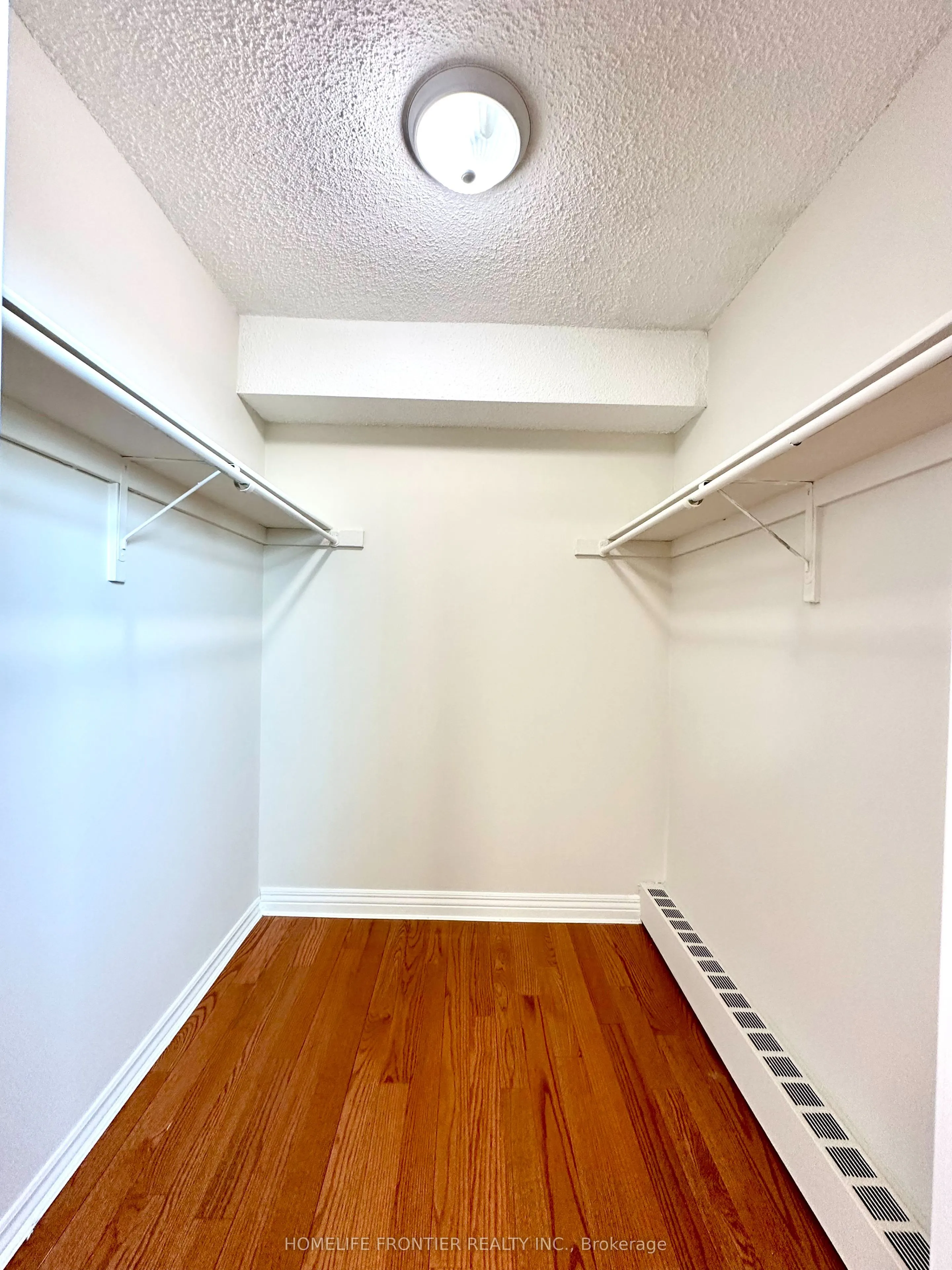 100 Wingarden Court, #1915