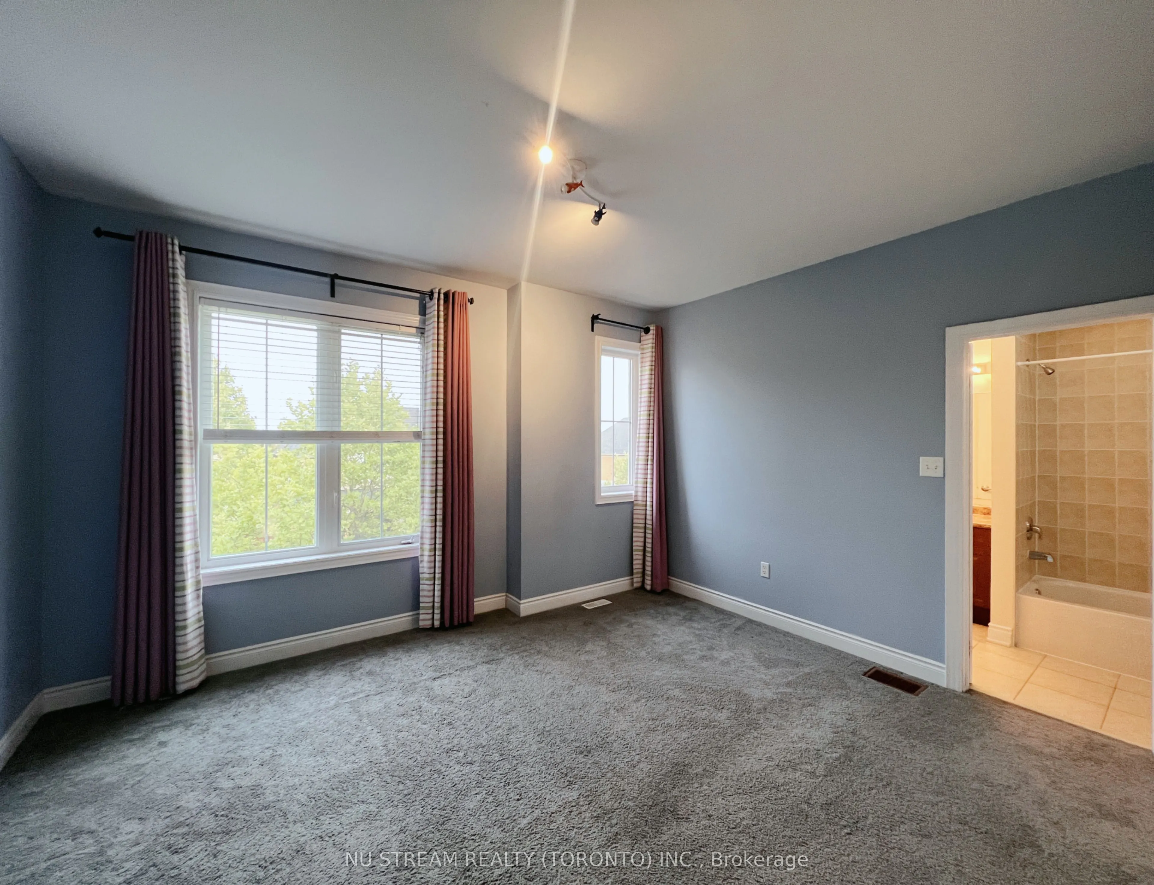 49 Portelli Crescent