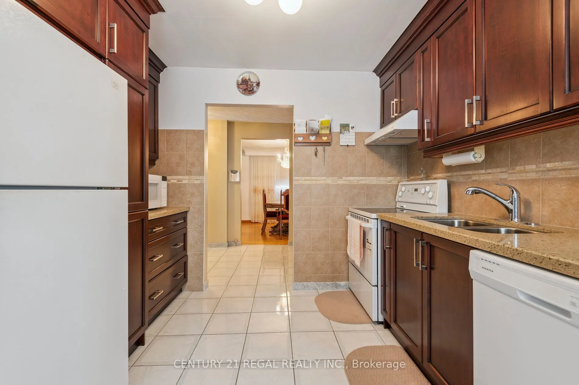 152 Weir Crescent