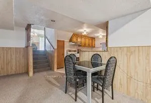 152 Weir Crescent