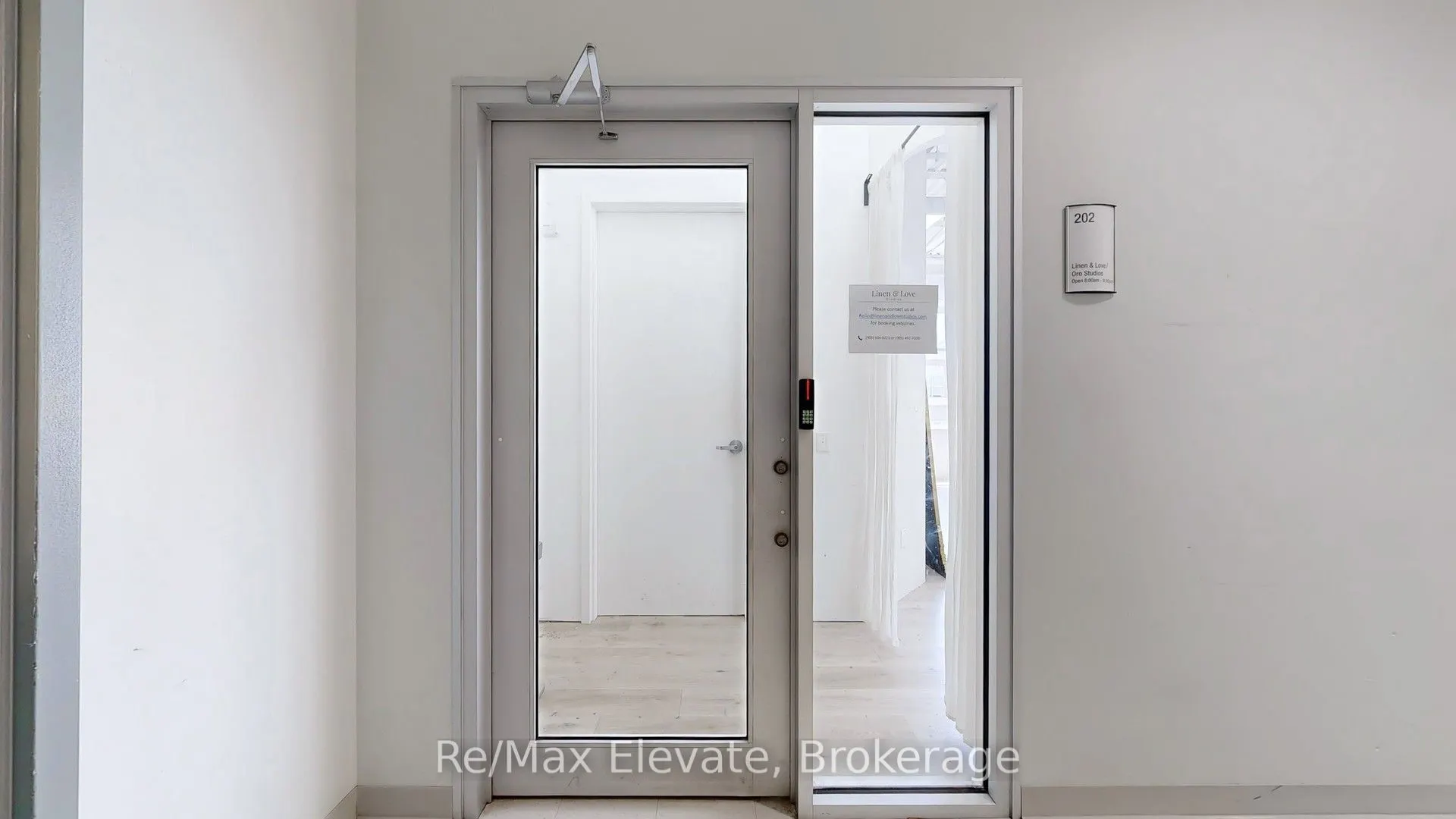 1105E Kingston Road, #202