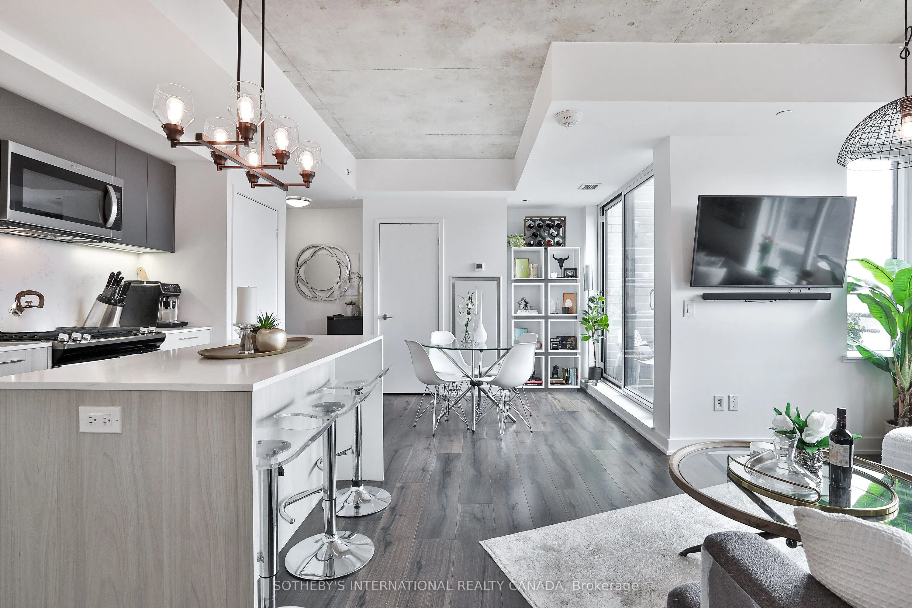 665 Kingston Road, #503