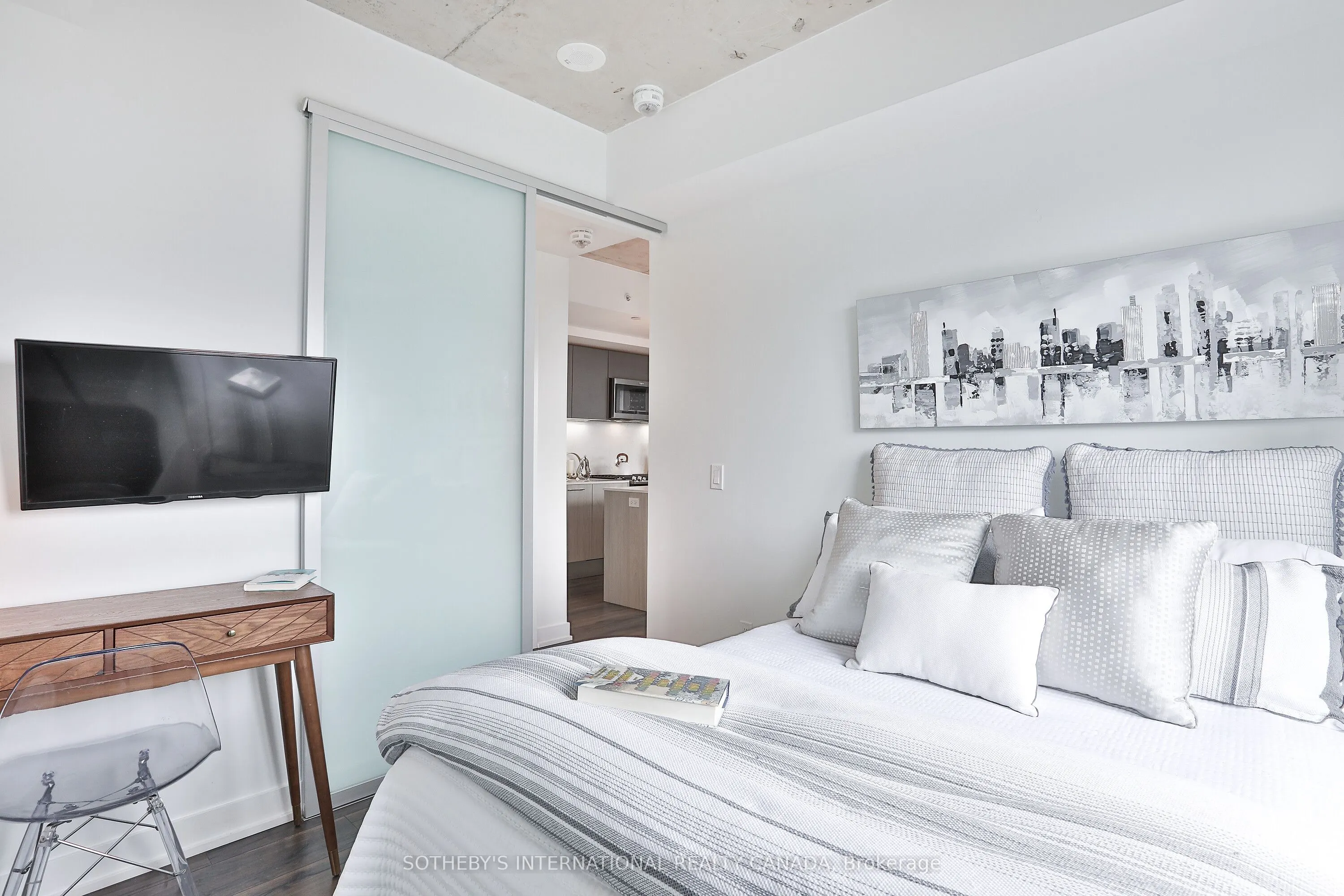 665 Kingston Road, #503