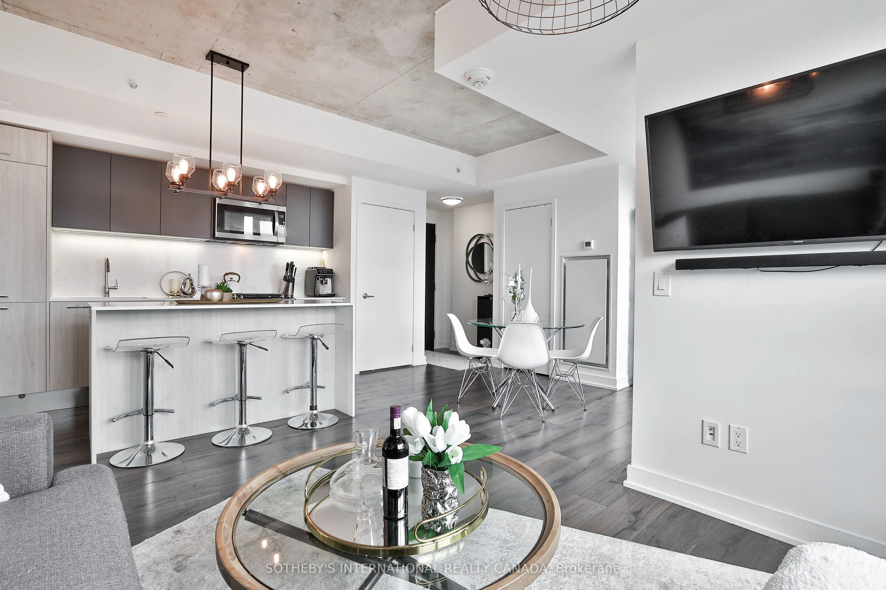 665 Kingston Road, #503