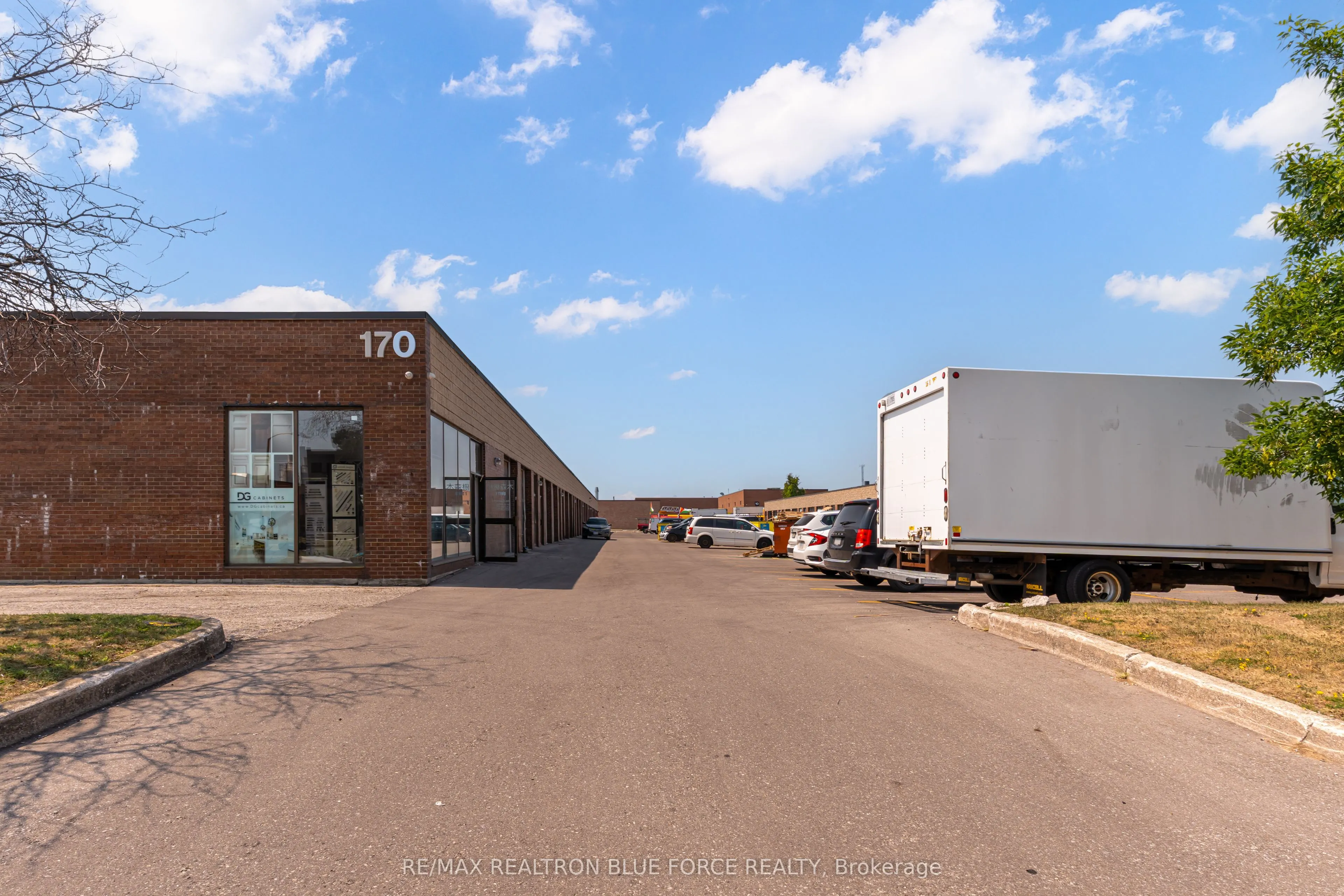 170 Finchdene Square, #8
