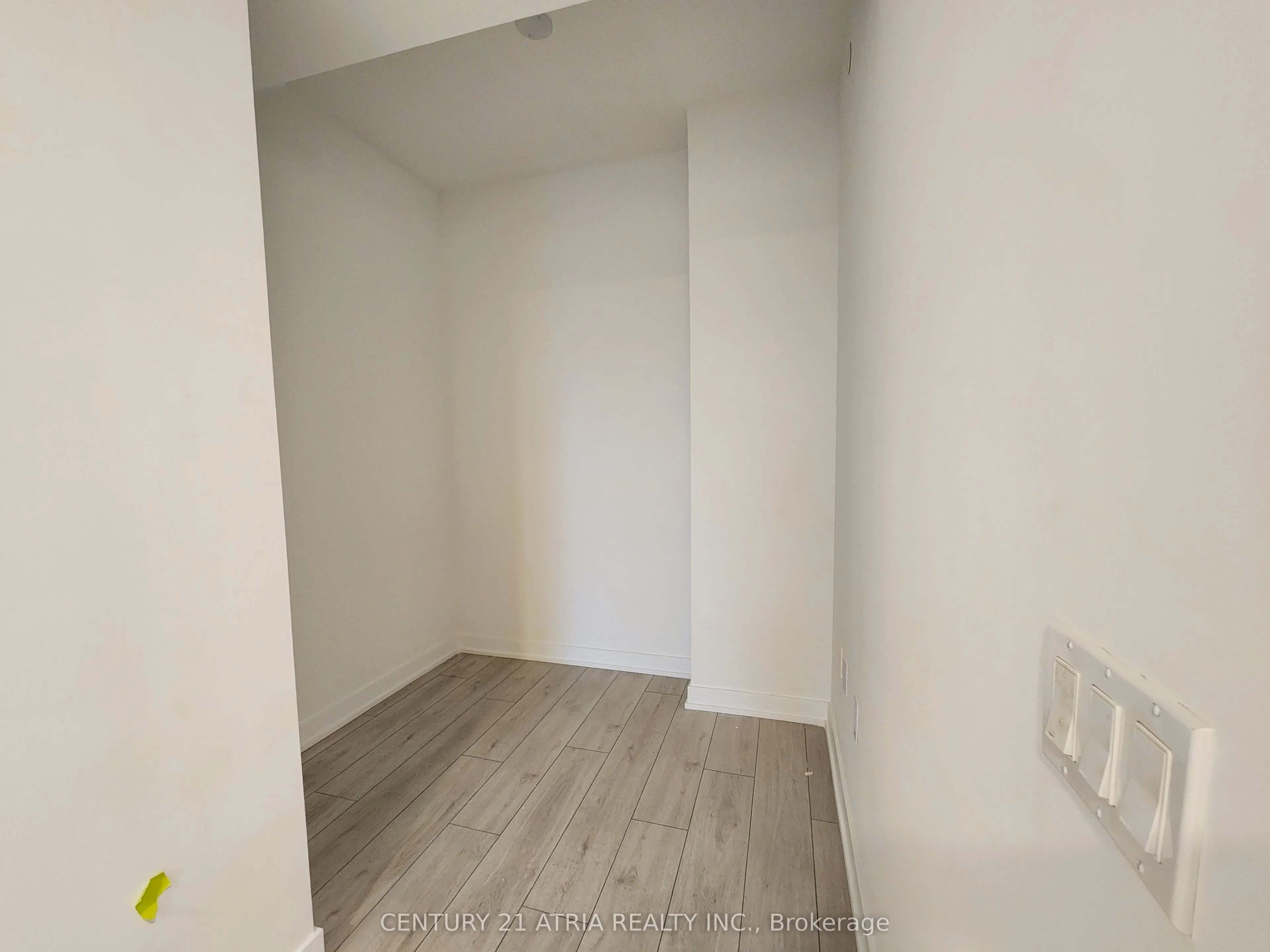 1604 Charles Street, #122