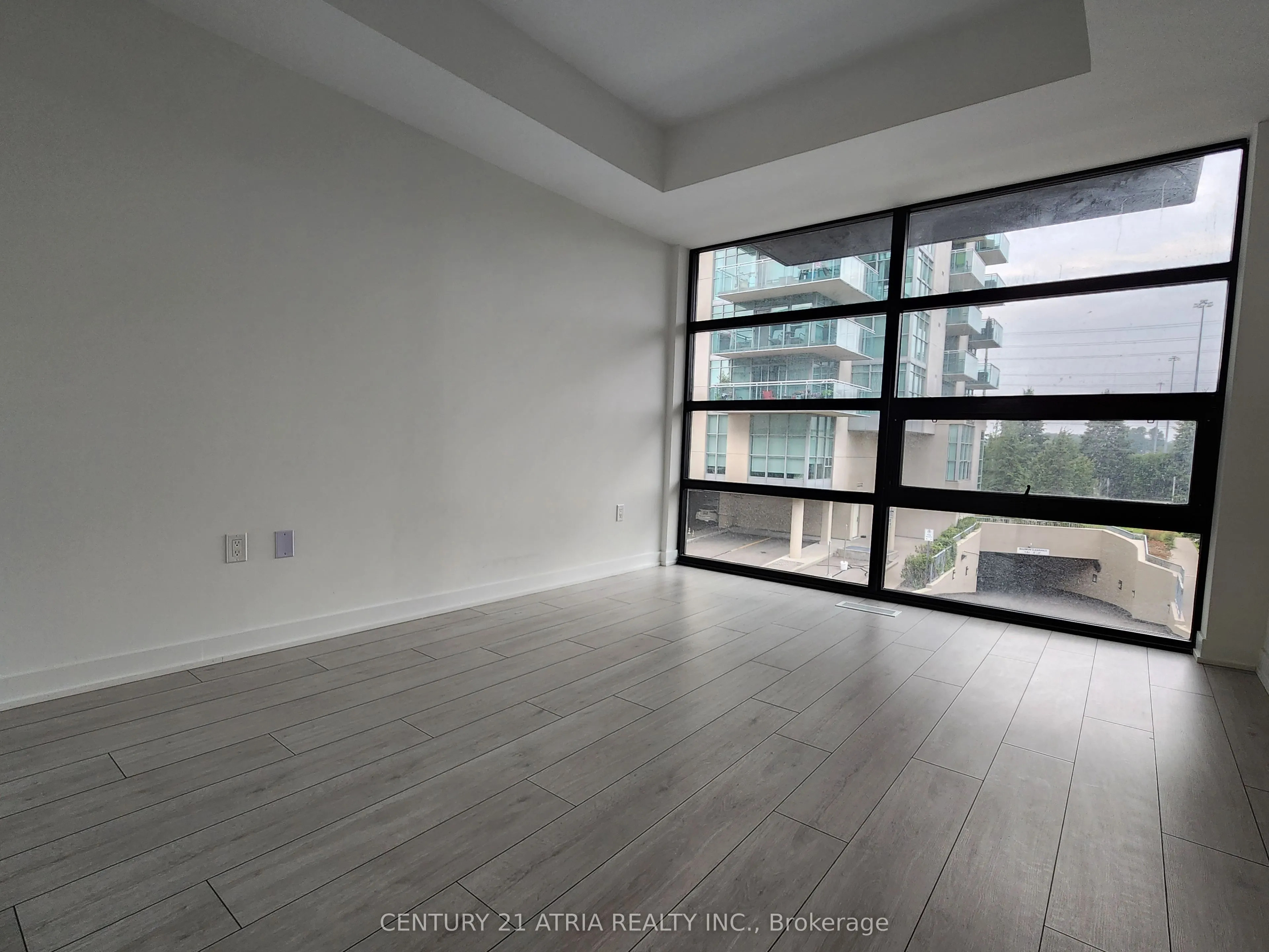 1604 Charles Street, #122