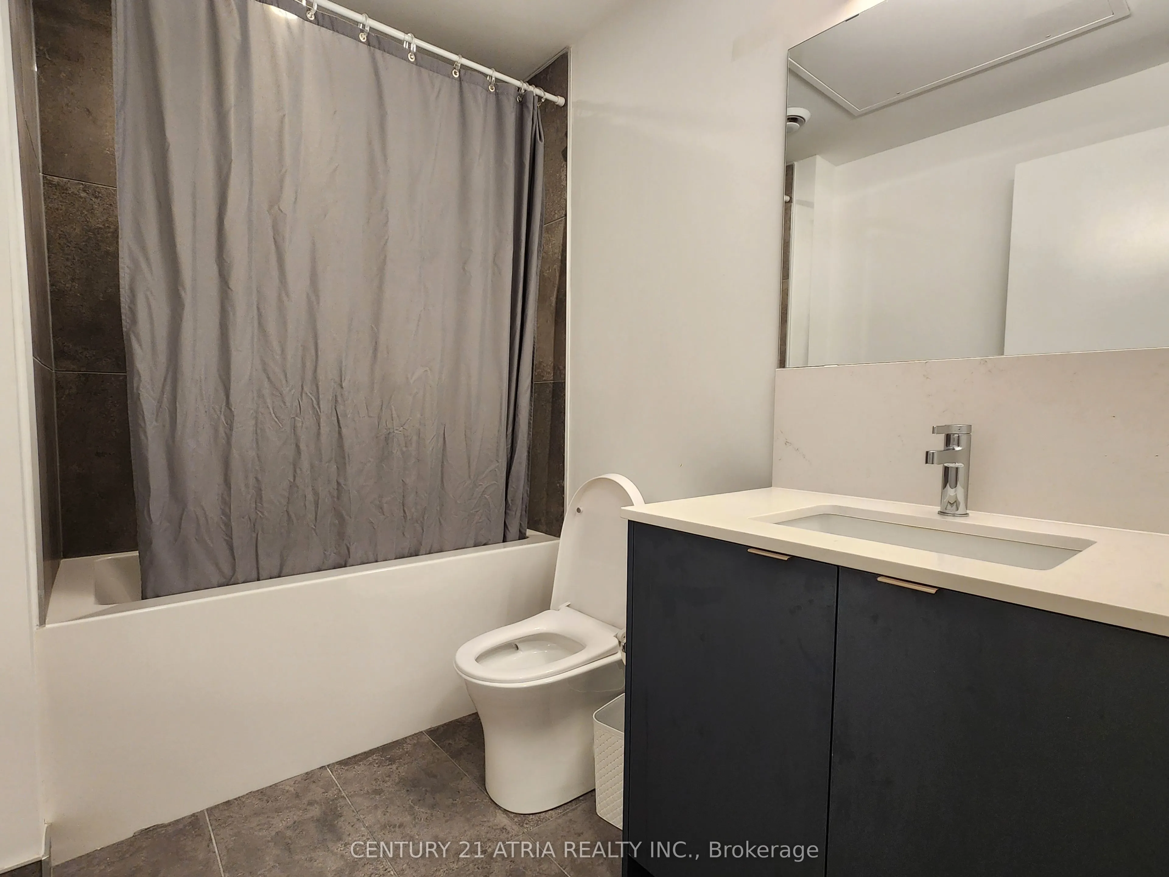 1604 Charles Street, #122