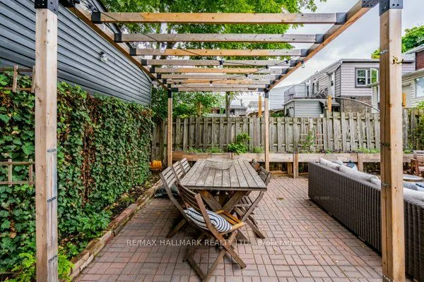 736 Woodbine Avenue, #Lower