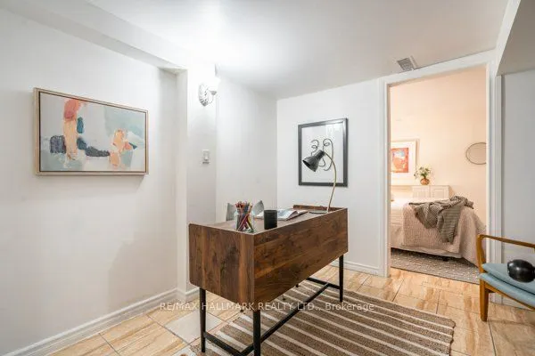 736 Woodbine Avenue, #Lower