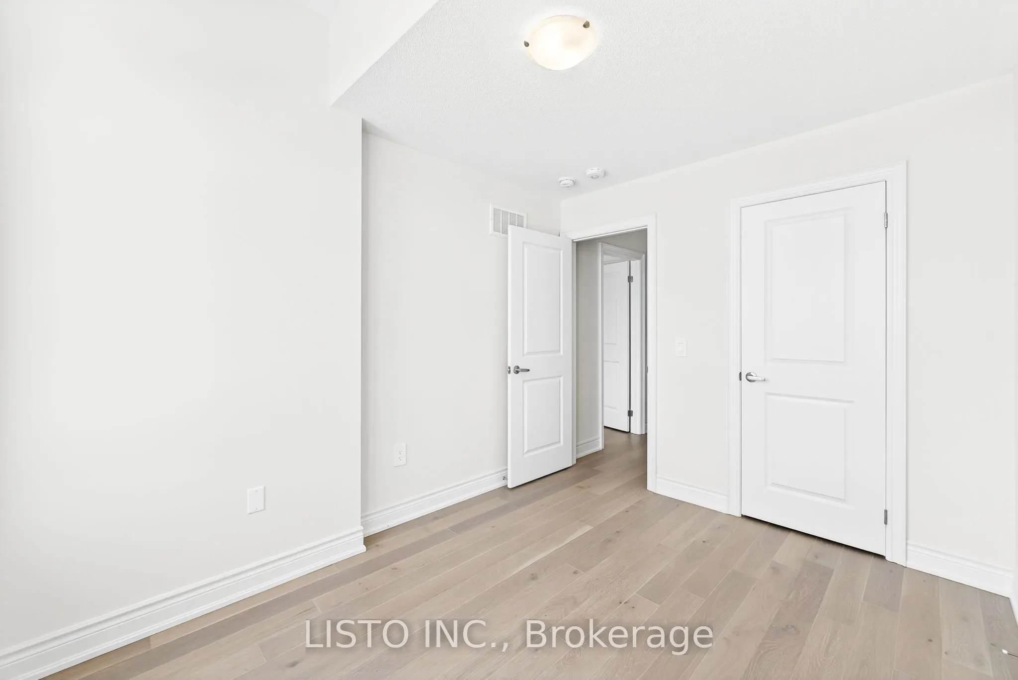 2900 Grindstone Crescent
