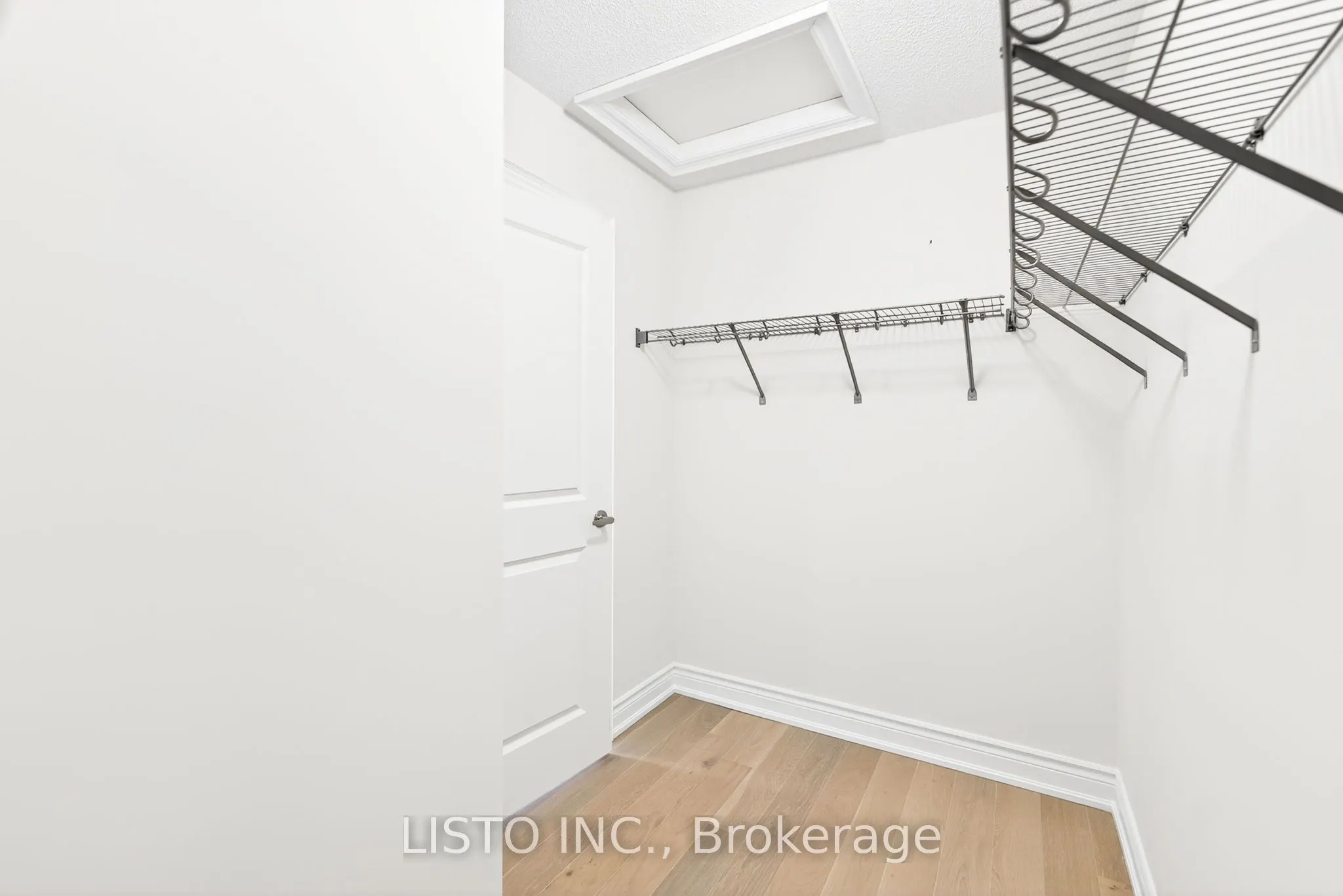 2900 Grindstone Crescent