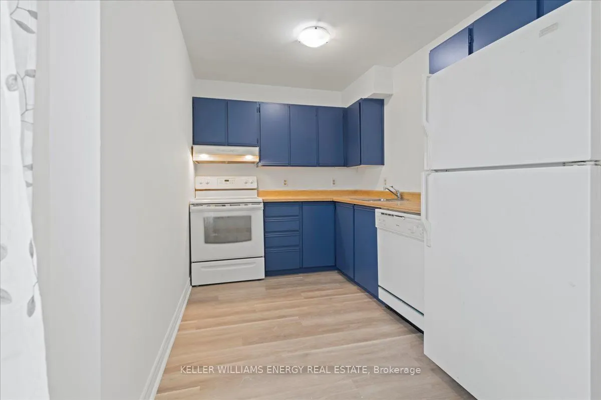 1133 Ritson Road N, #78