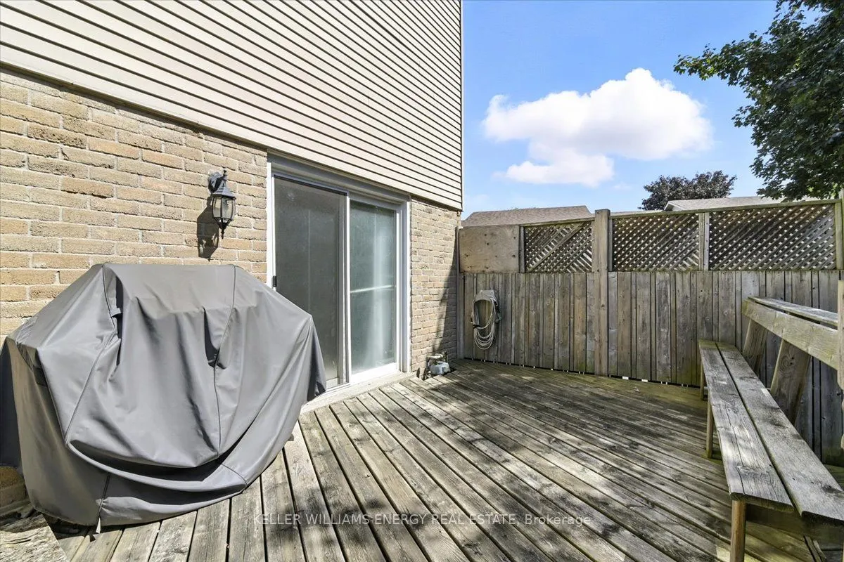 1133 Ritson Road N, #78