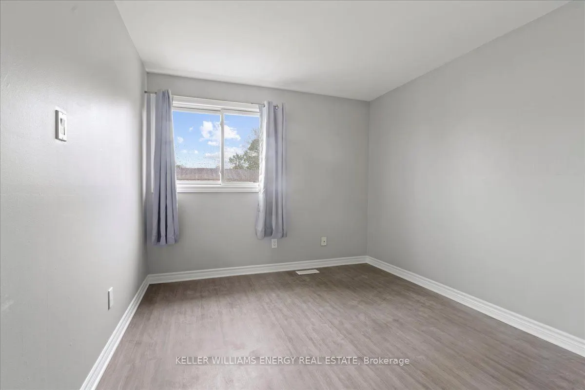 1133 Ritson Road N, #78