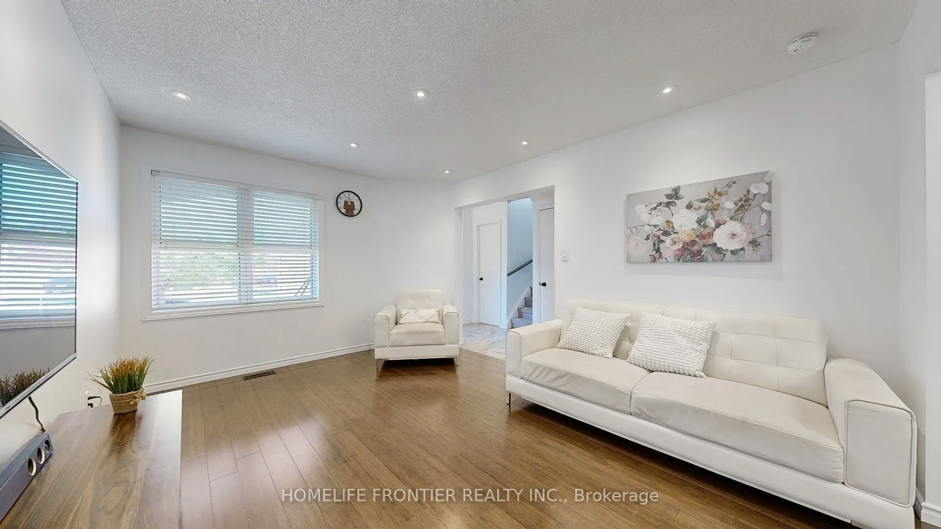 1644 Holly Hedge Drive