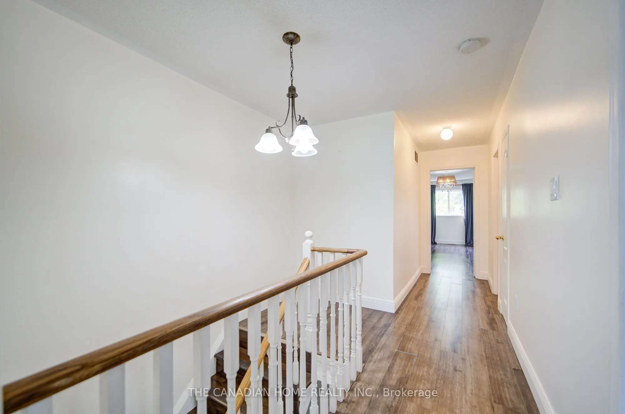 27 Macmillan Avenue