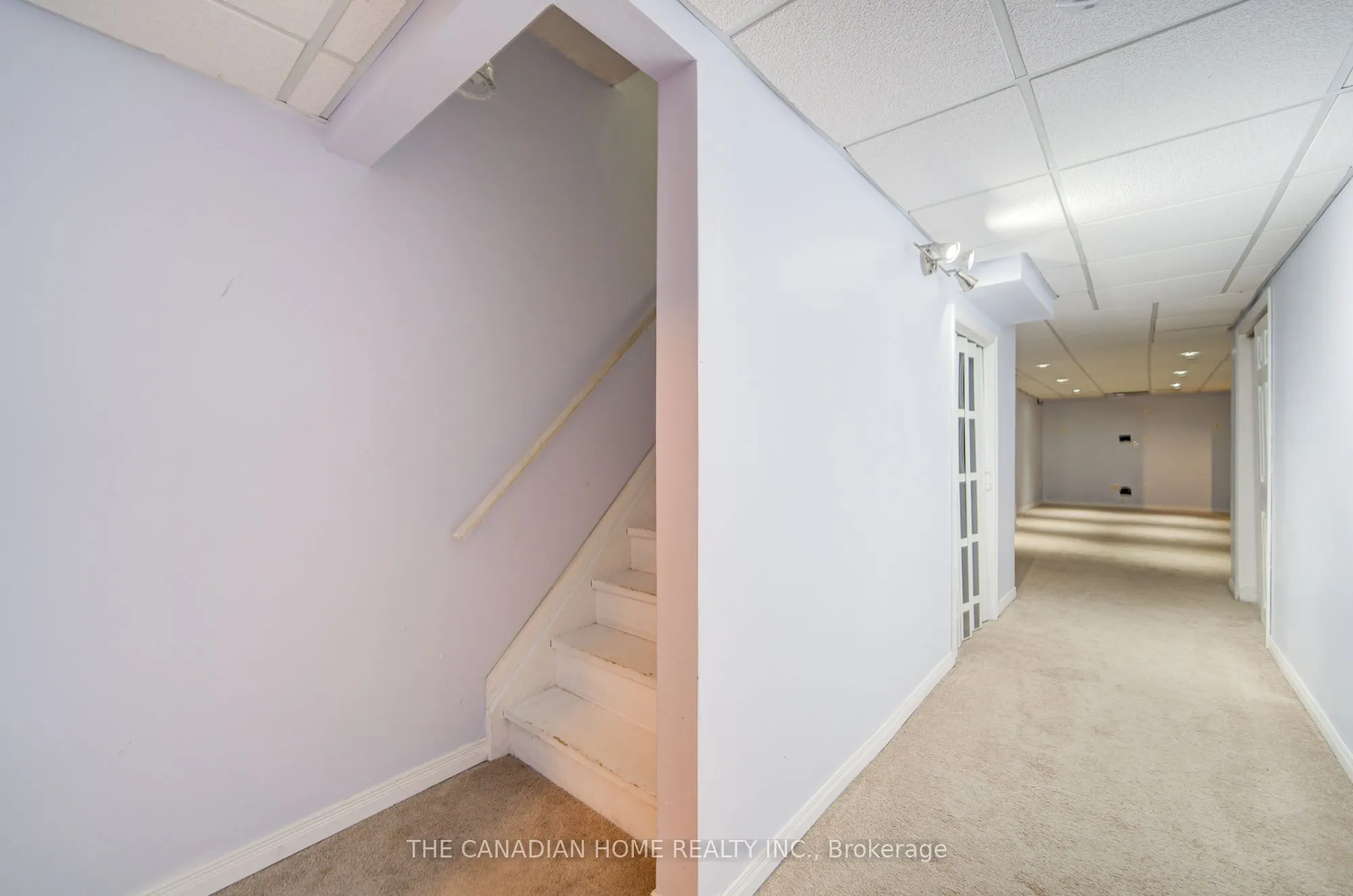 27 Macmillan Avenue