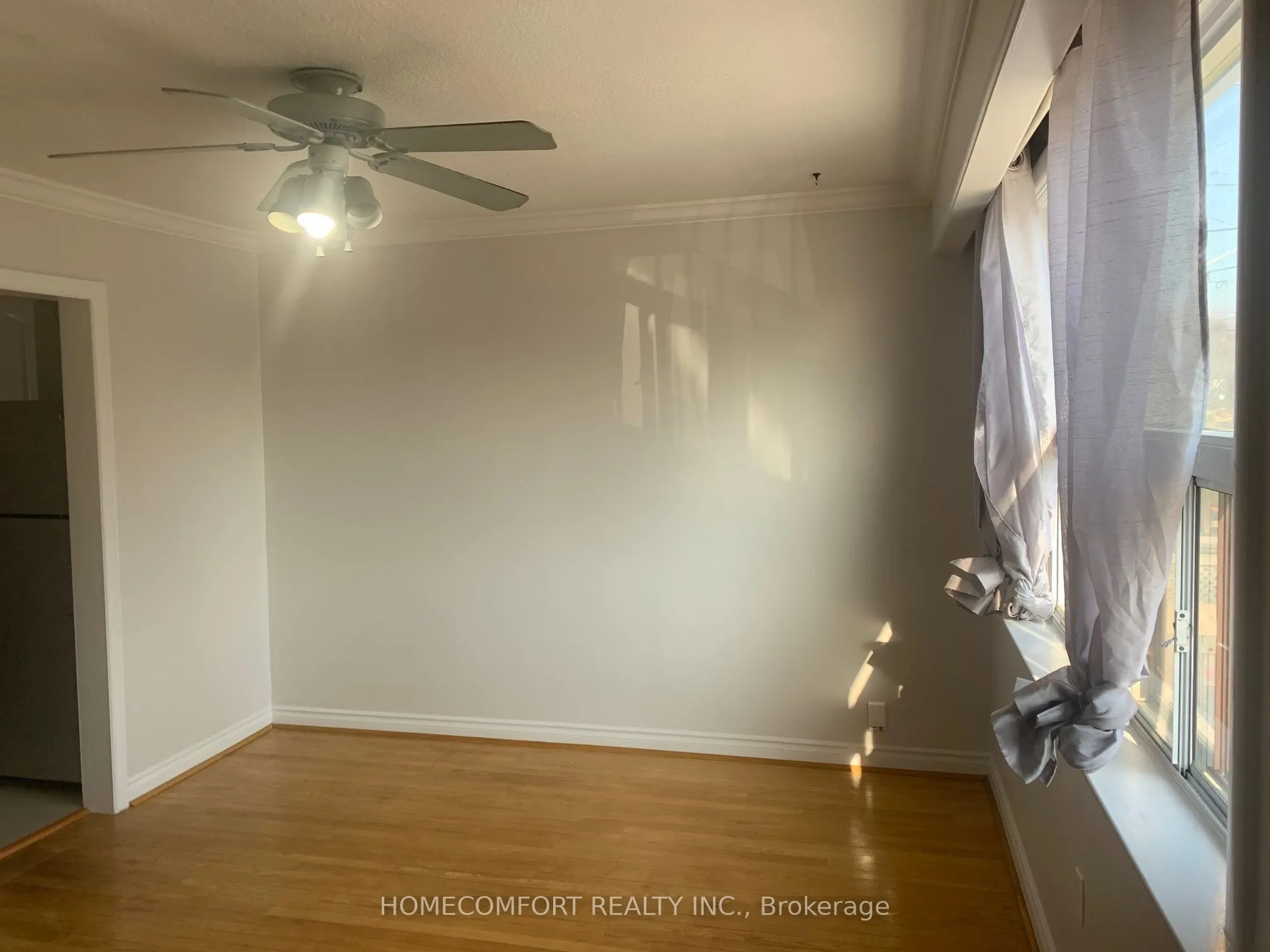 34 Butterworth Avenue, #Upper