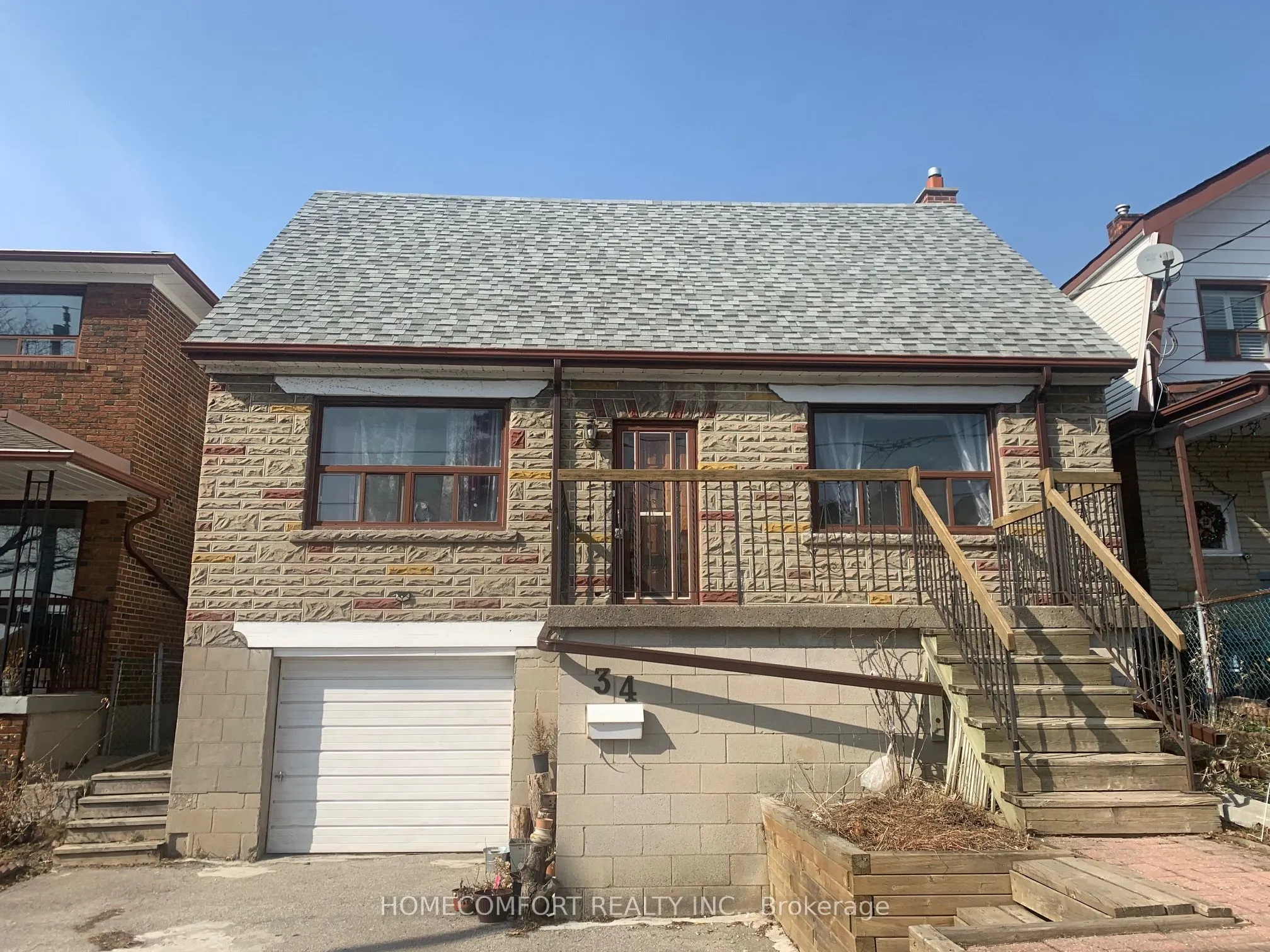 34 Butterworth Avenue, #Upper