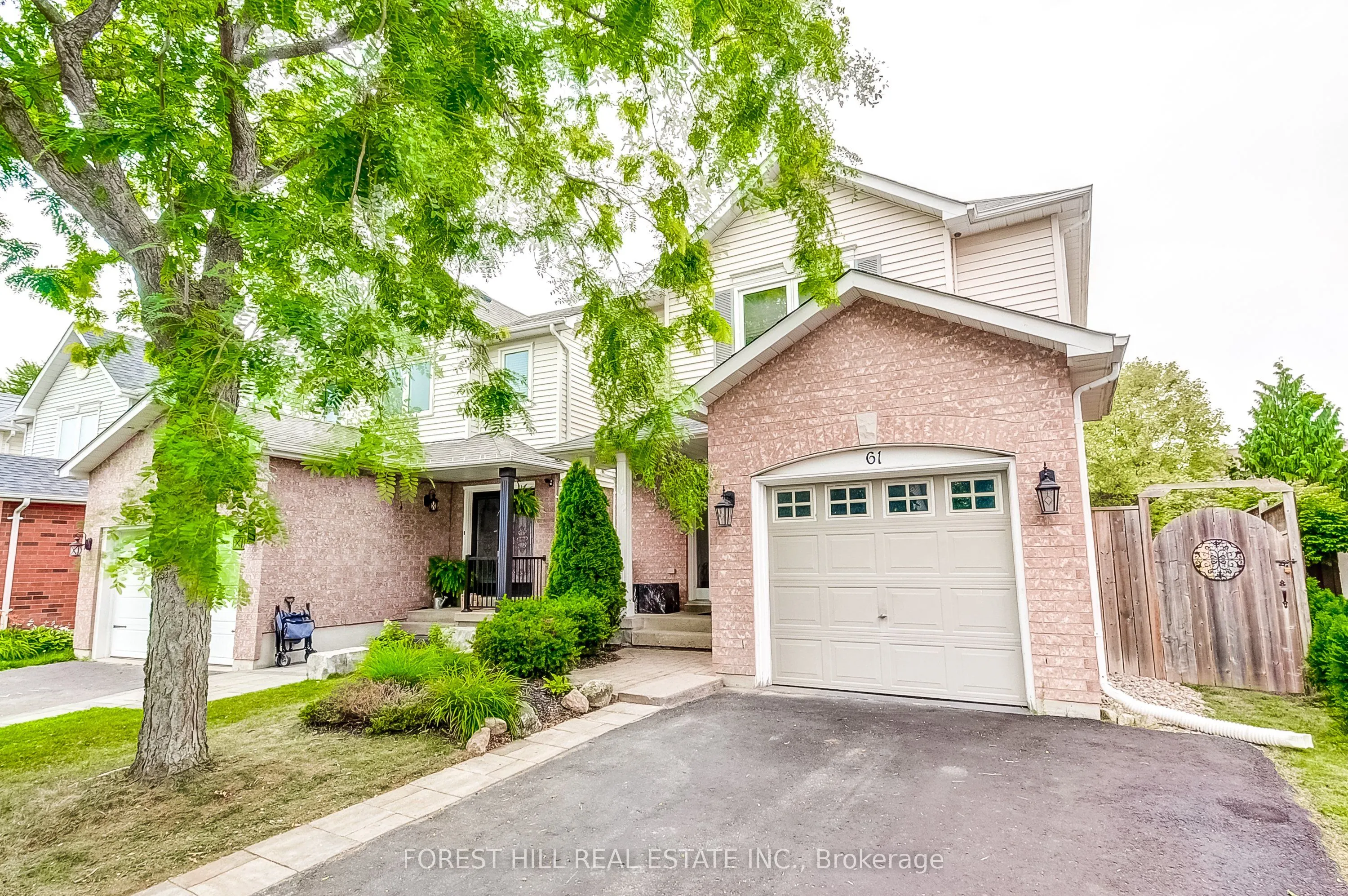 61 Hearthstone Crescent