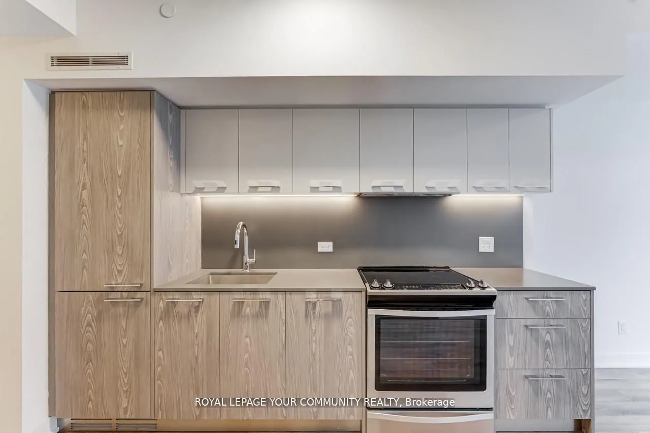 30 Baseball Place, #415