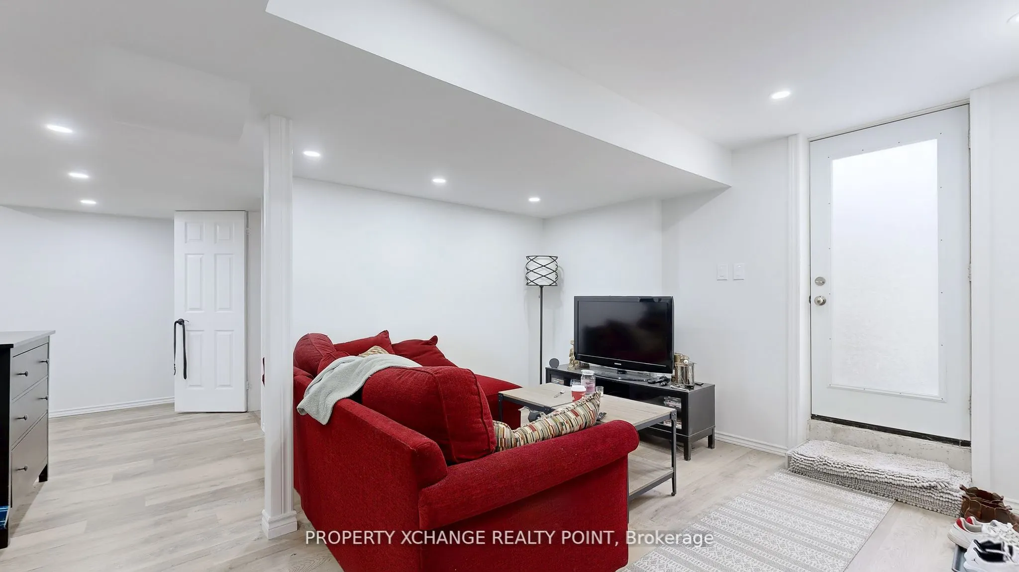 1090 Songbird Drive