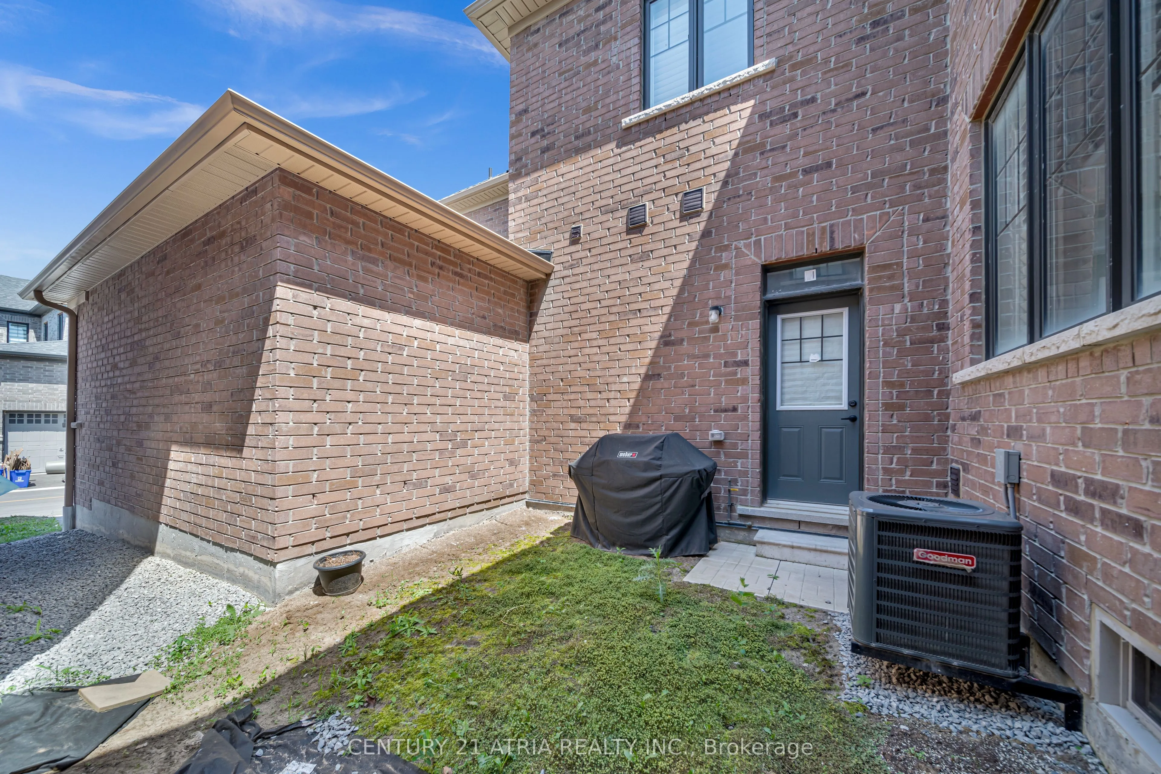 153 Coronation Road