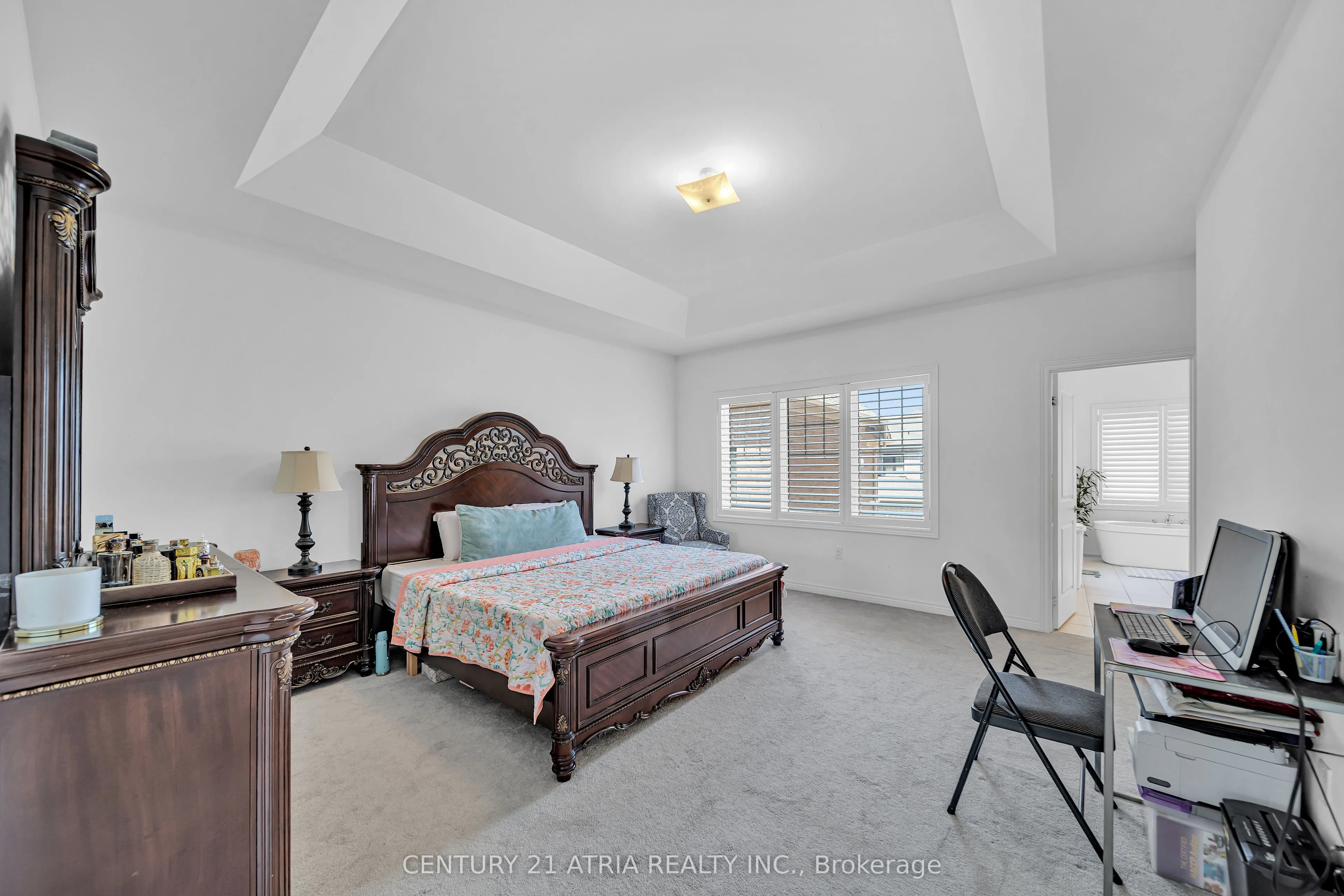 153 Coronation Road