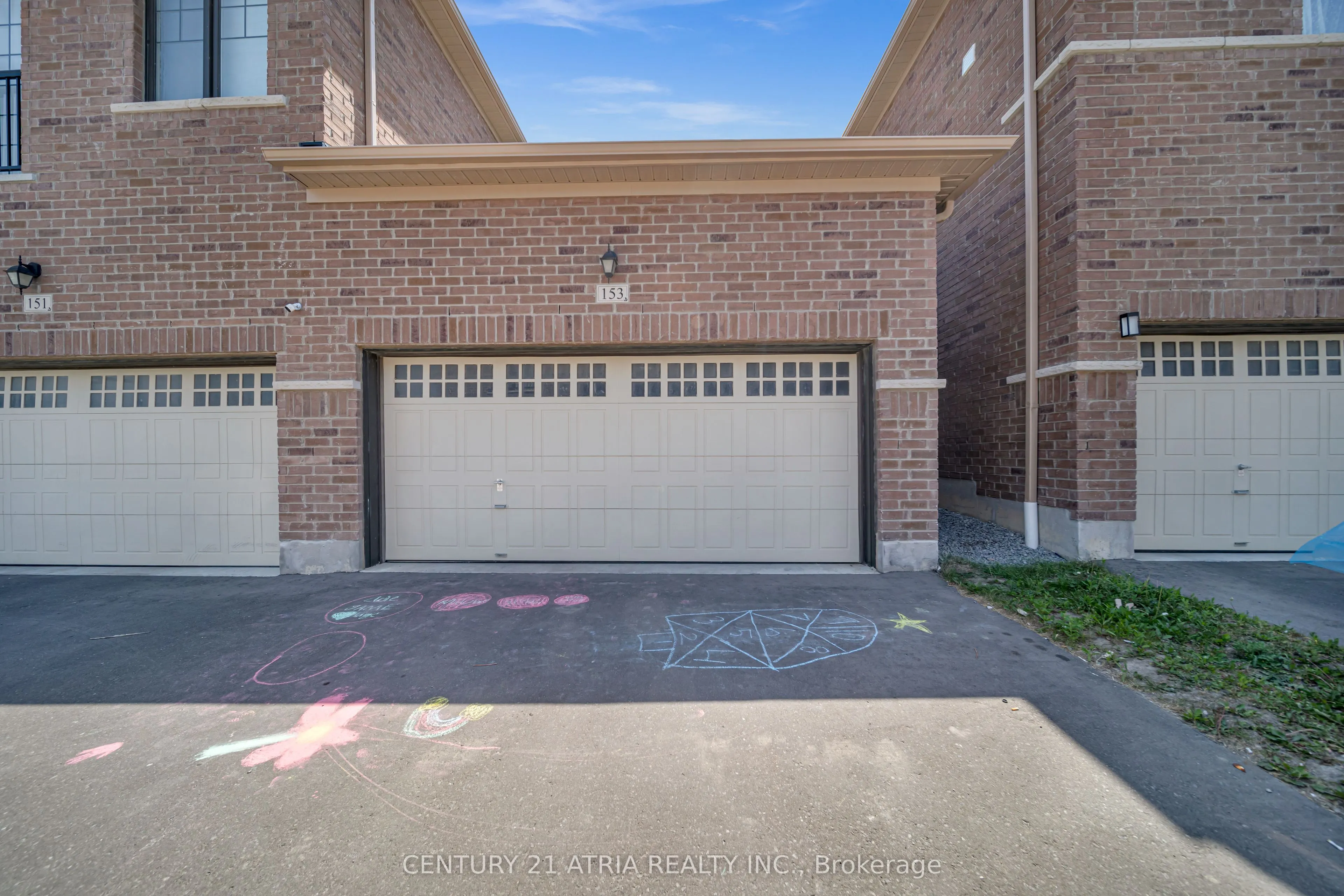 153 Coronation Road