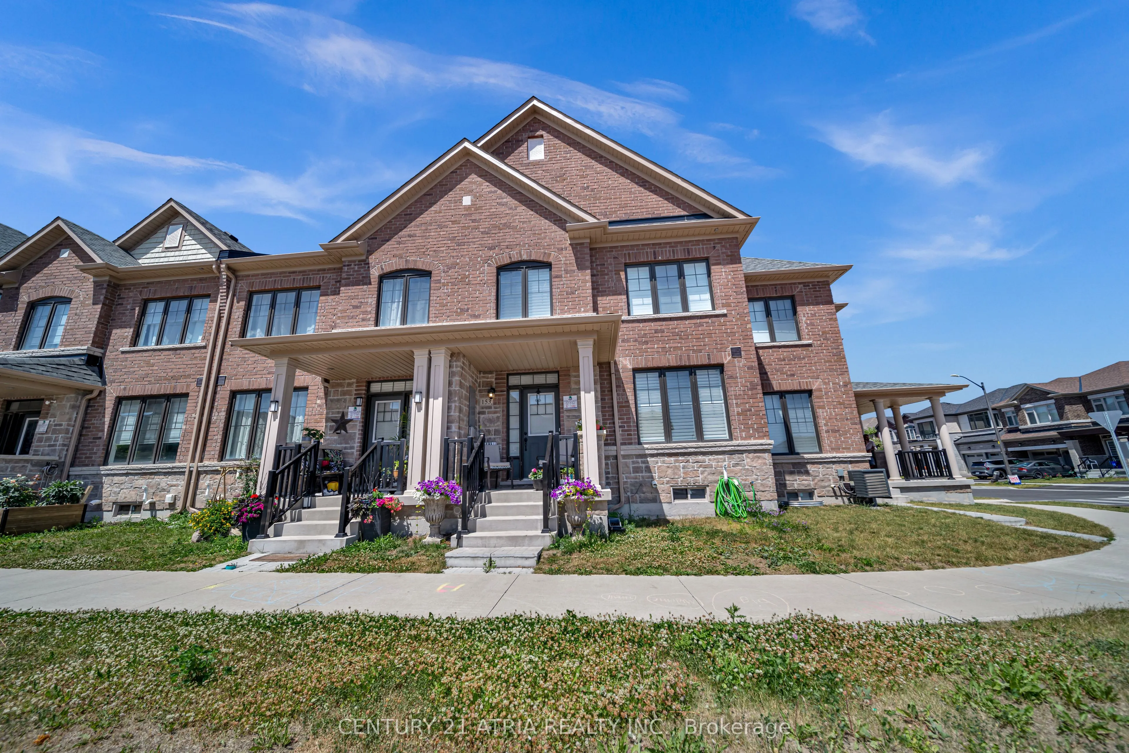 153 Coronation Road