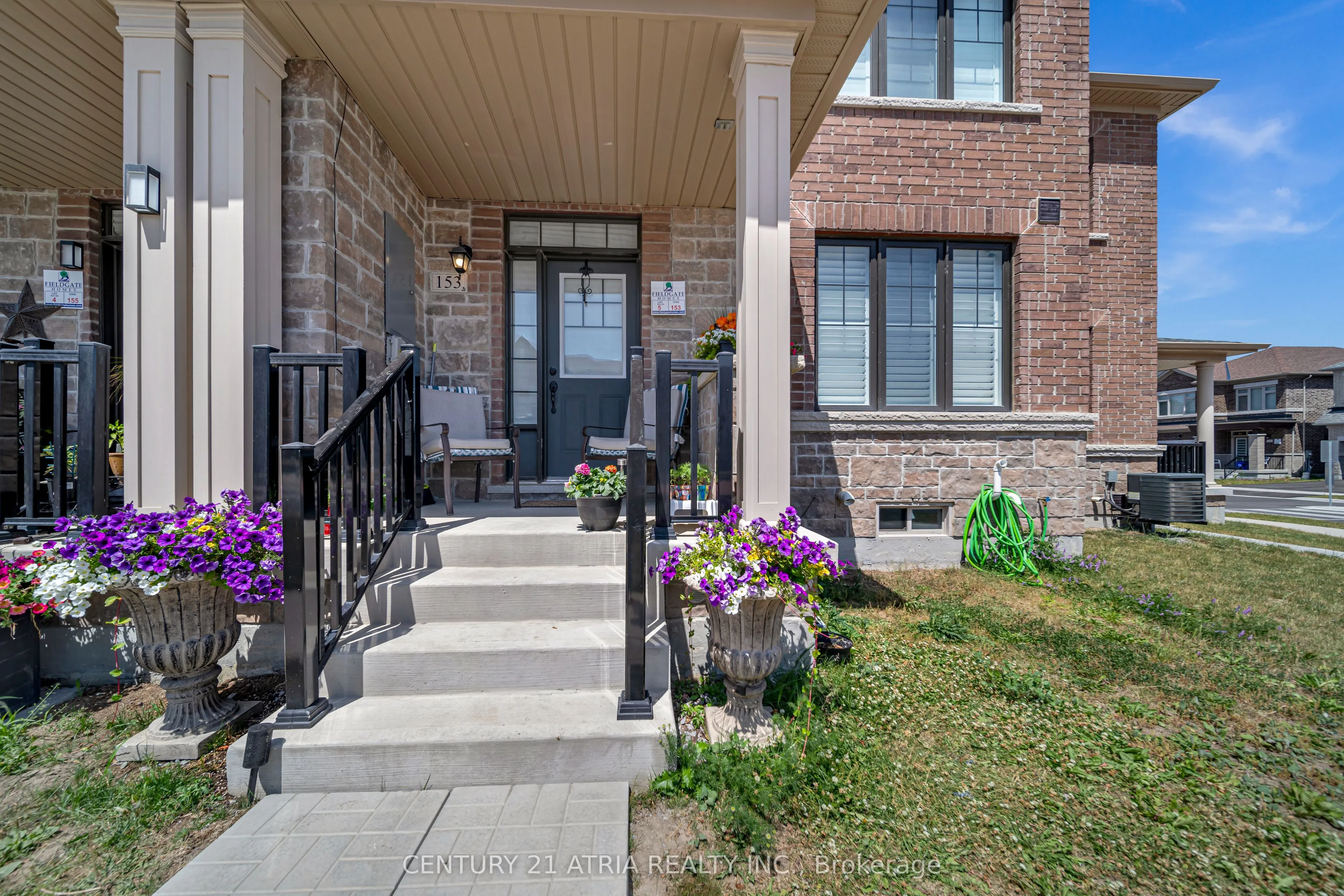 153 Coronation Road
