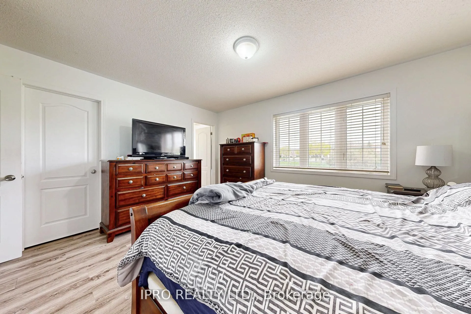 6 Mt Pleasant Avenue