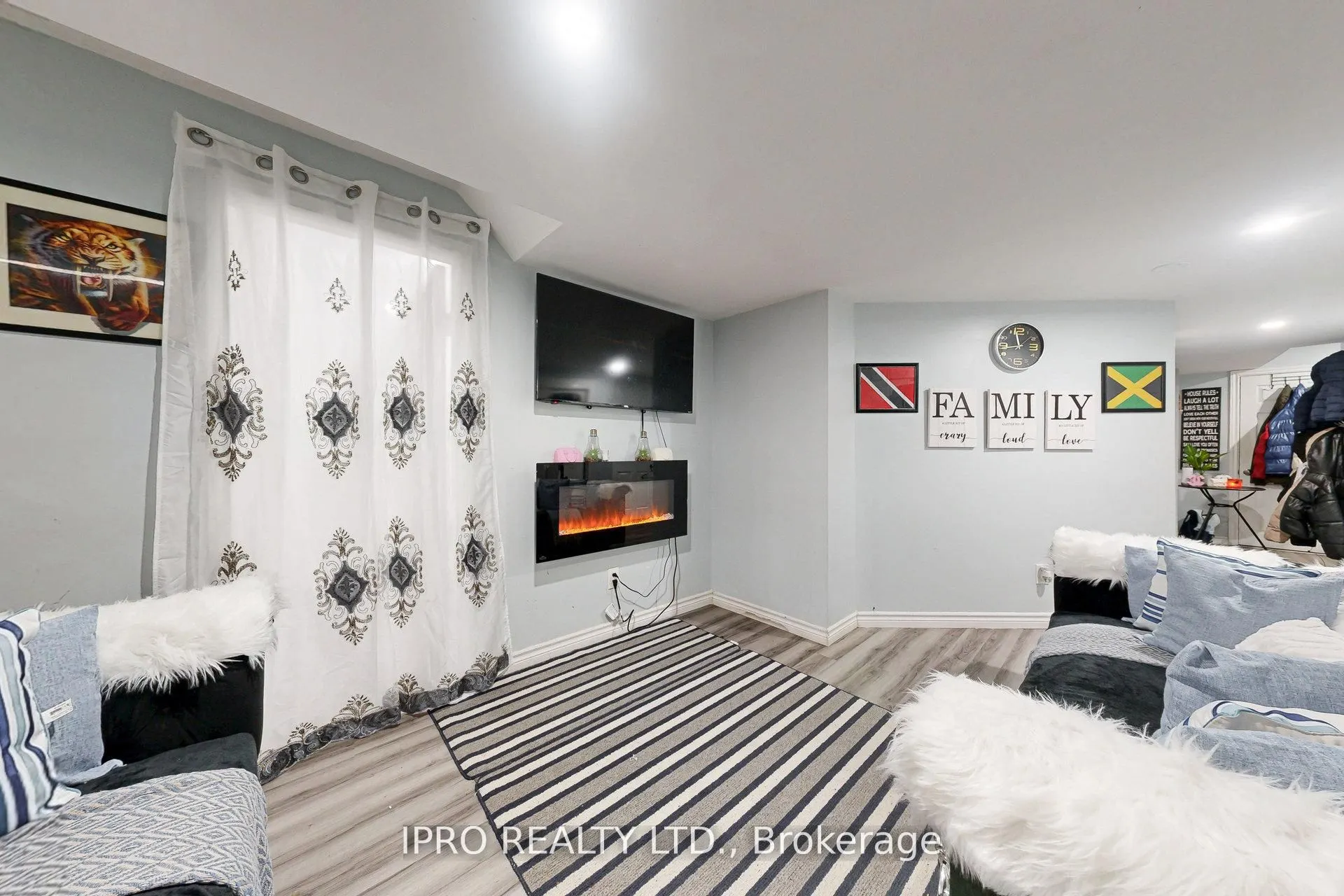 6 Mt Pleasant Avenue