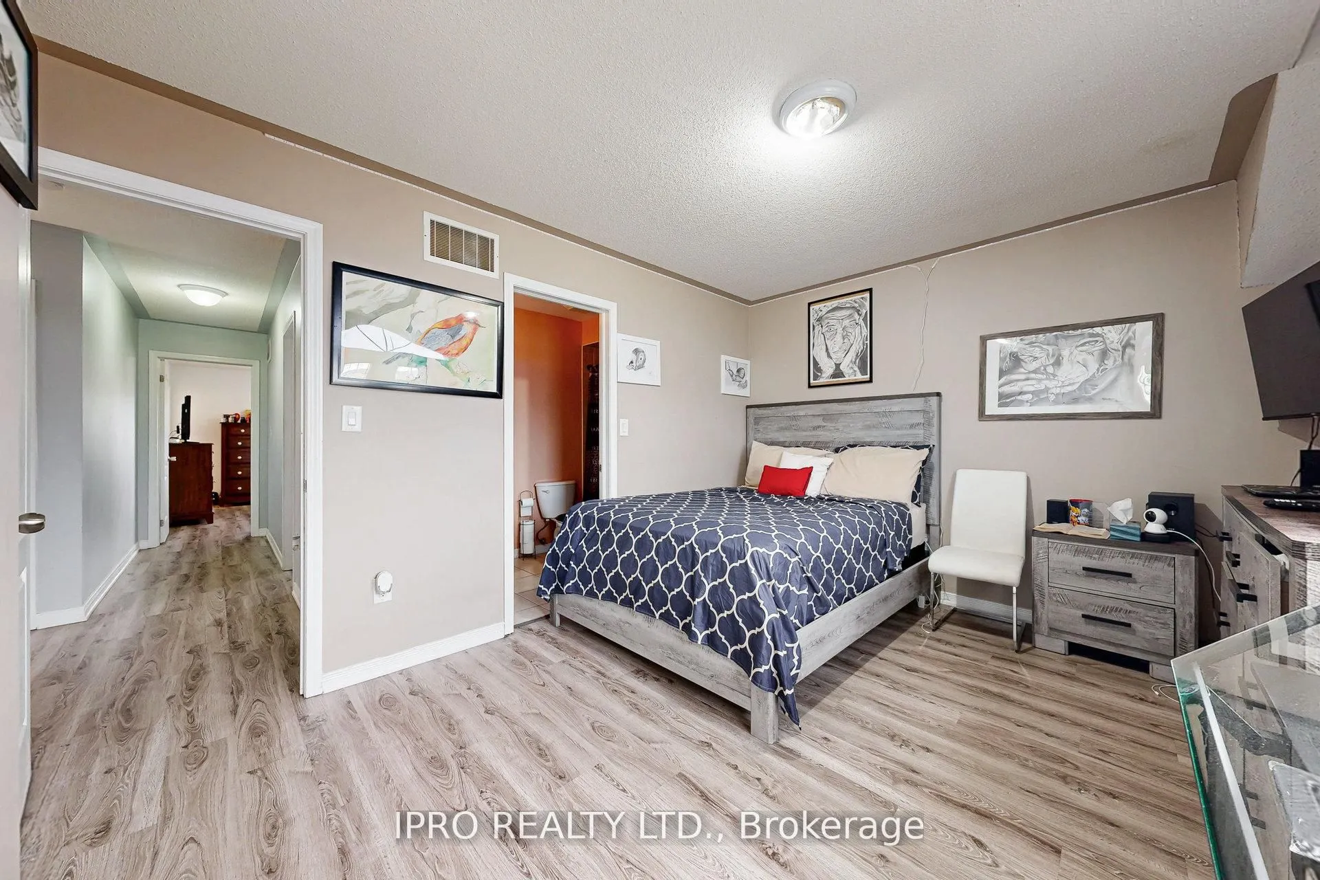 6 Mt Pleasant Avenue