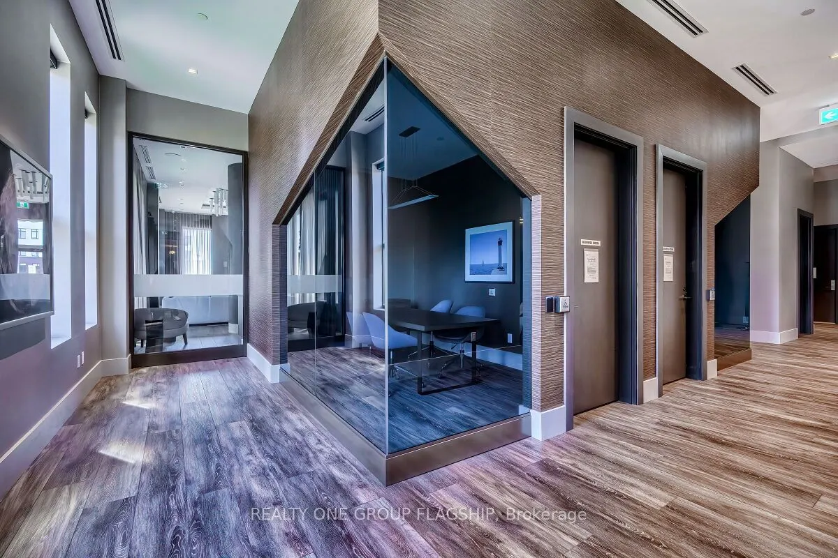 2550 Simcoe Street N, #421