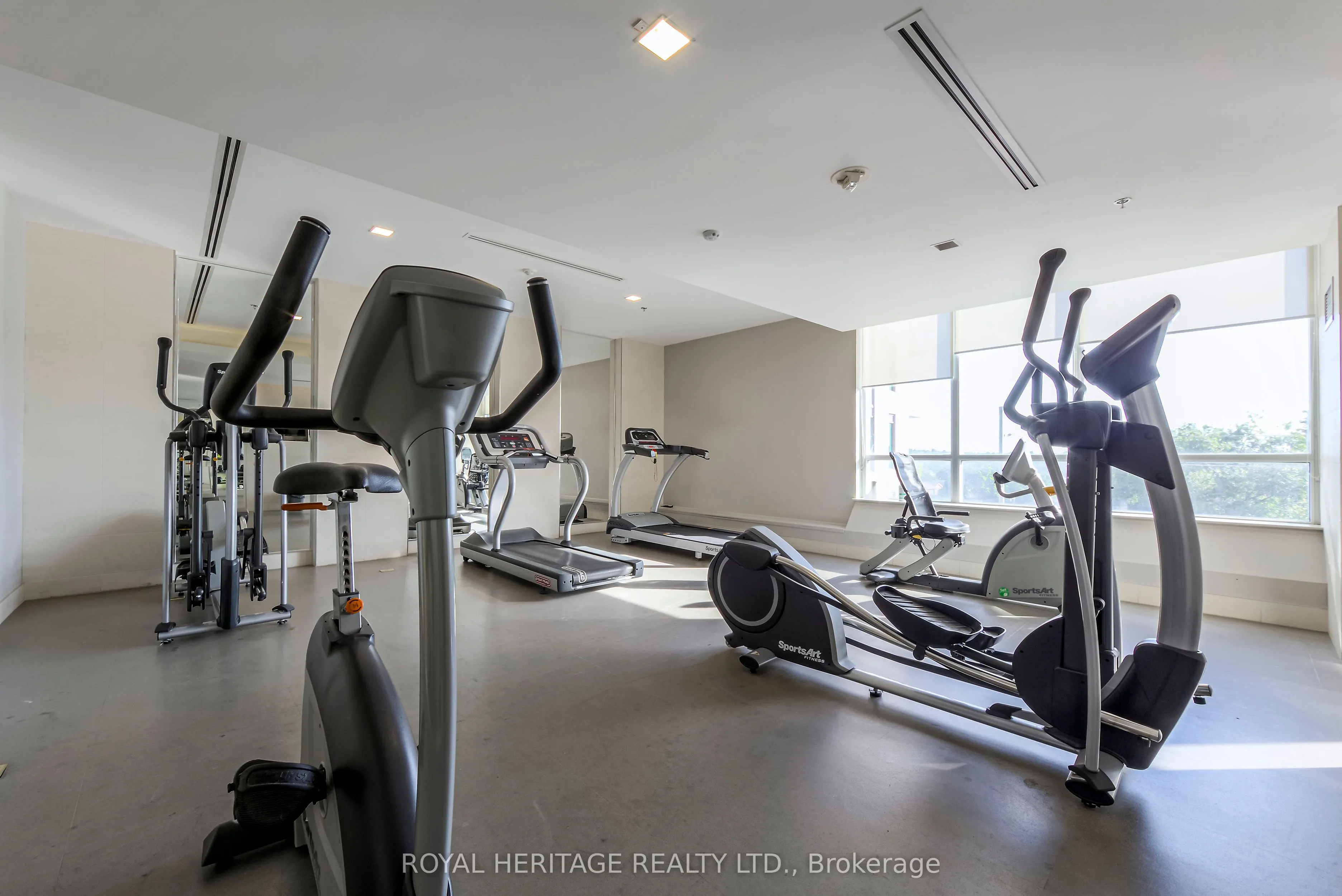 1235 bayly Street, #1409