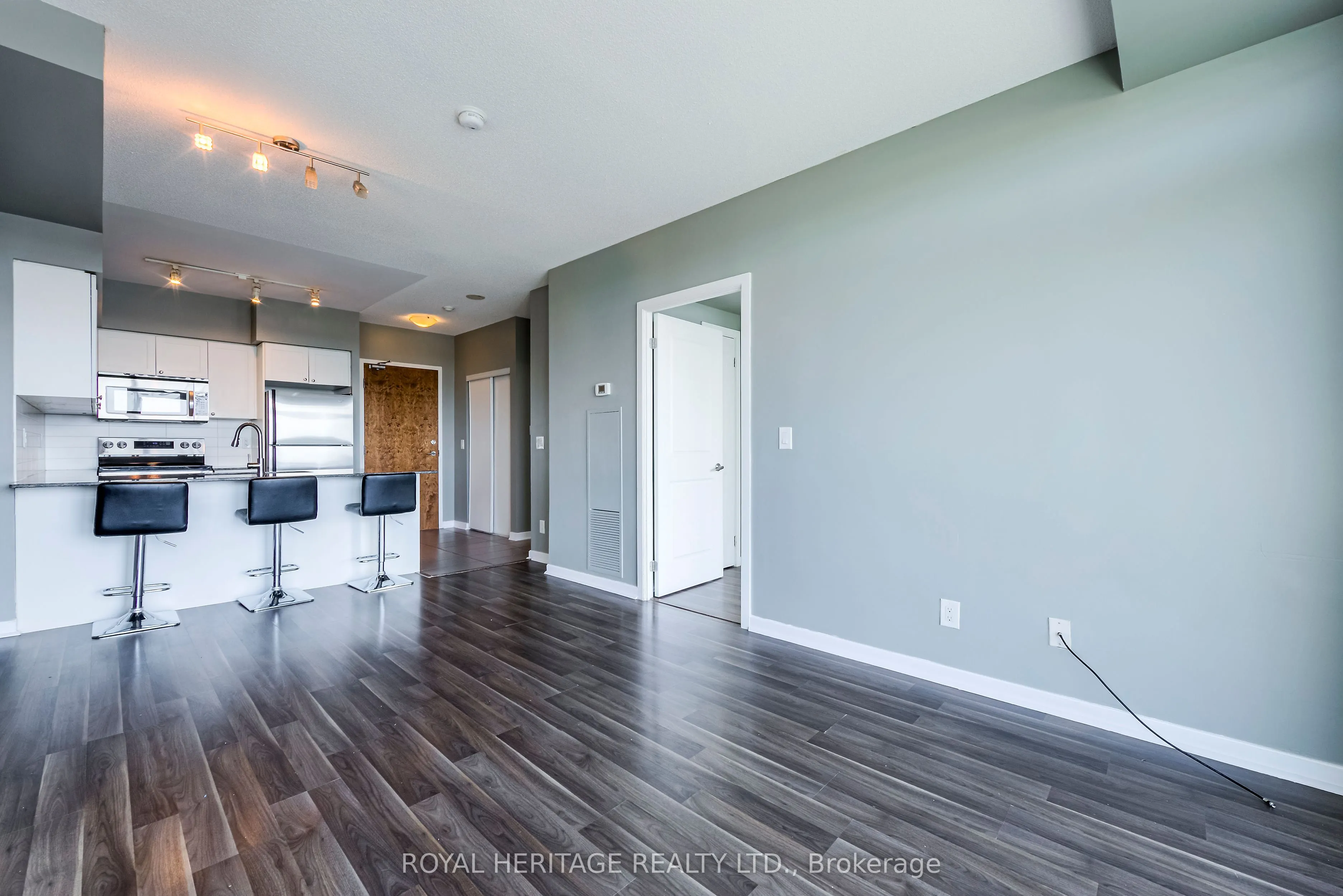 1235 bayly Street, #1409