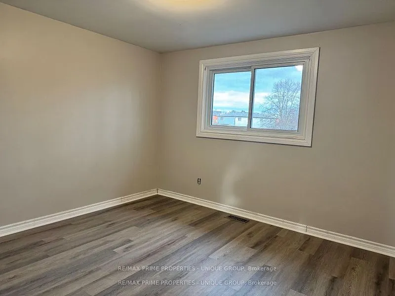14 Ashdale Crescent